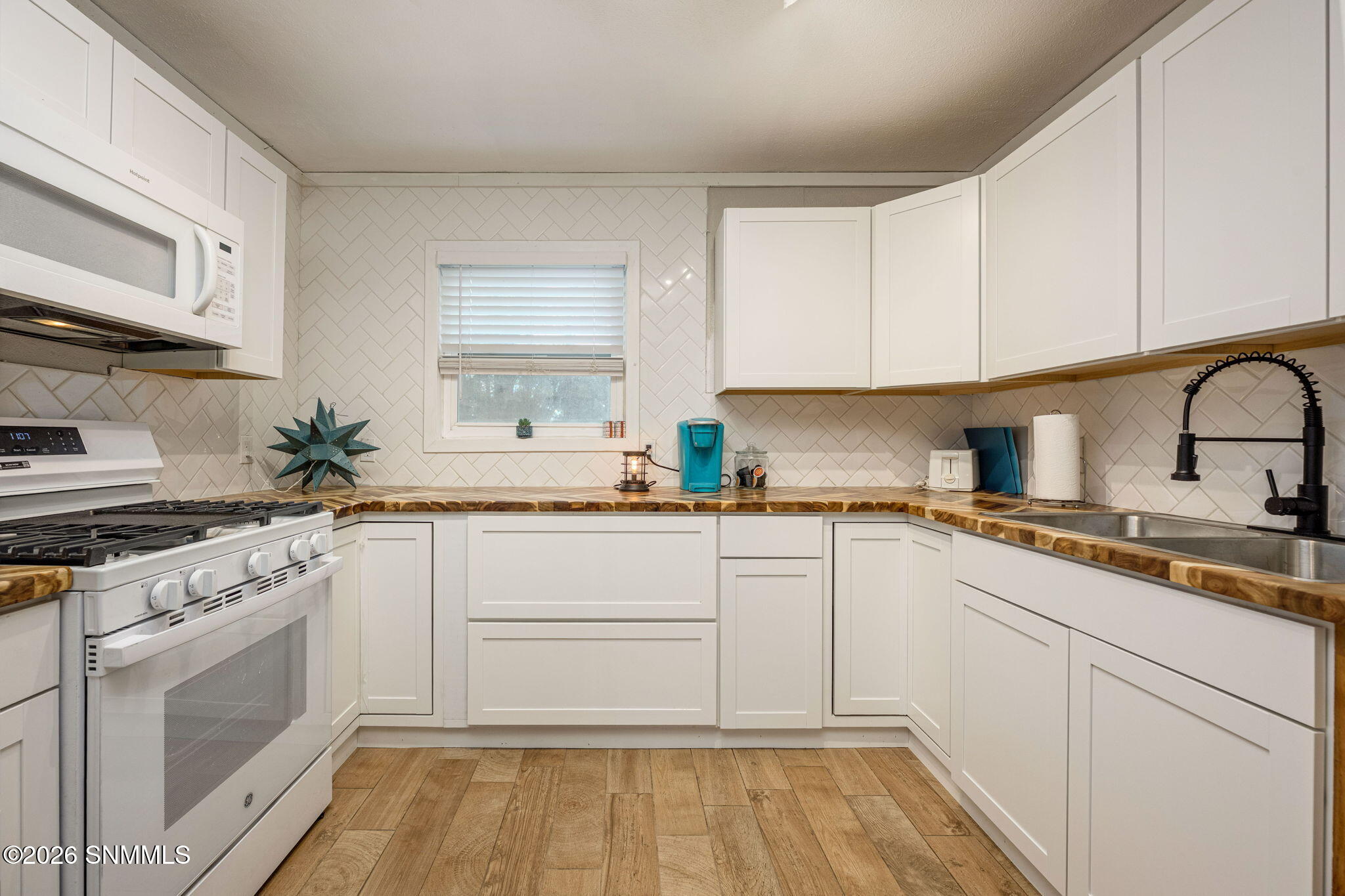 10-web-or-mls-Snappin Homes (Bluebird109
