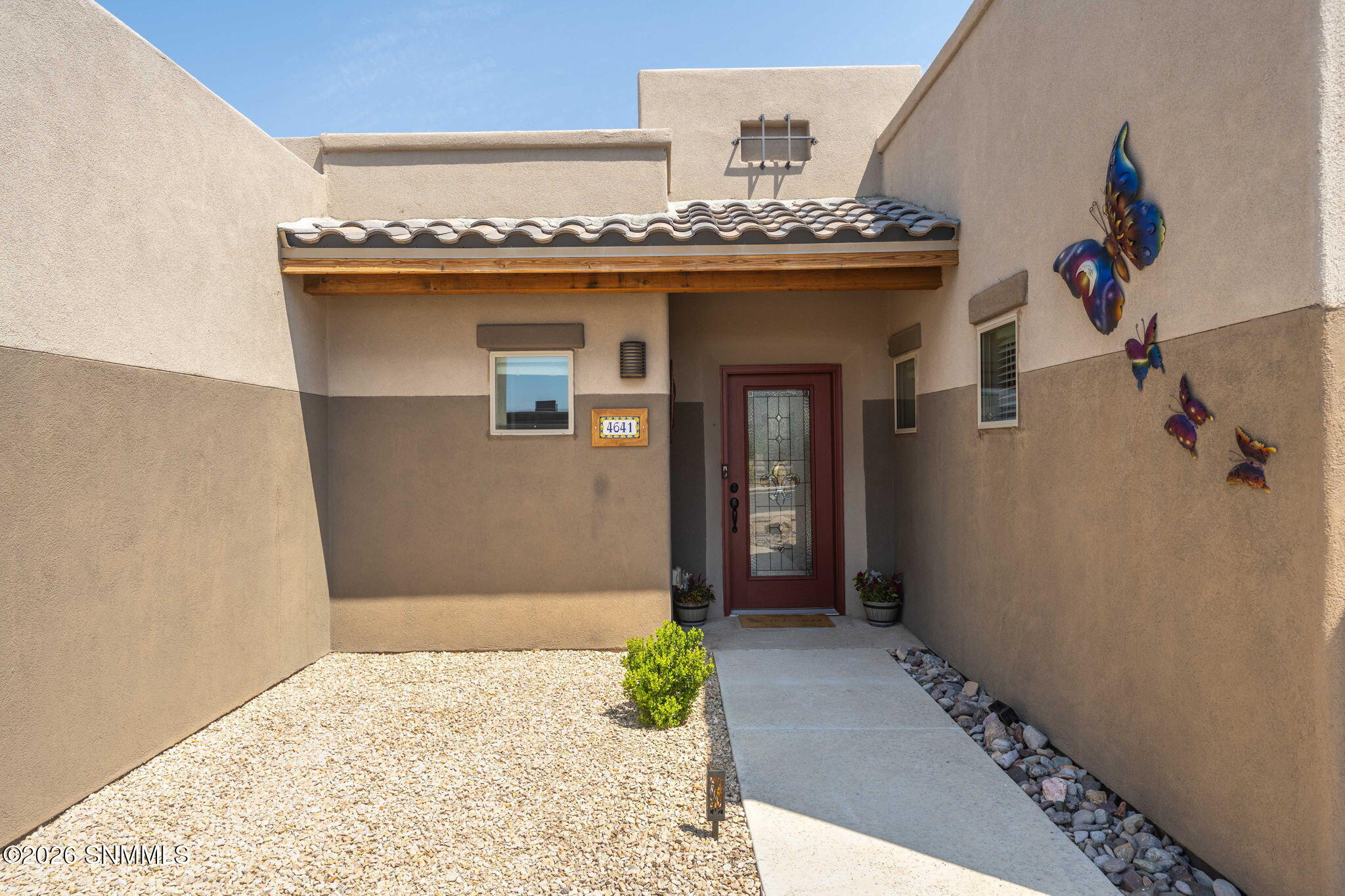 4-web-or-mls-Snappin Homes (AzureHills46