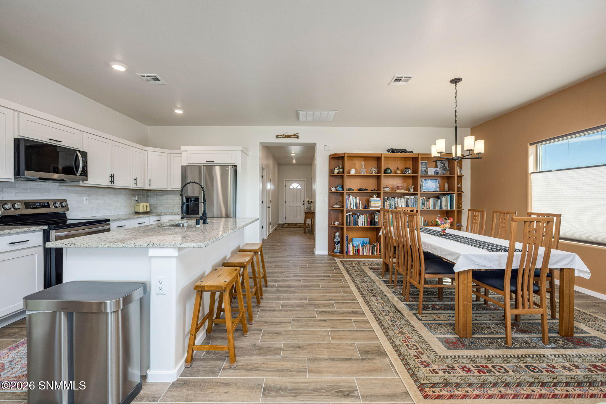 11-web-or-mls-Snappin Homes (Gibralter37