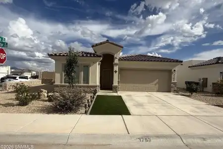 3798 Gibraltar Road, Las Cruces, New Mexico 88012, 3 Bedrooms Bedrooms, ,2 BathroomsBathrooms,Residential,For Sale,Gibraltar,2602579