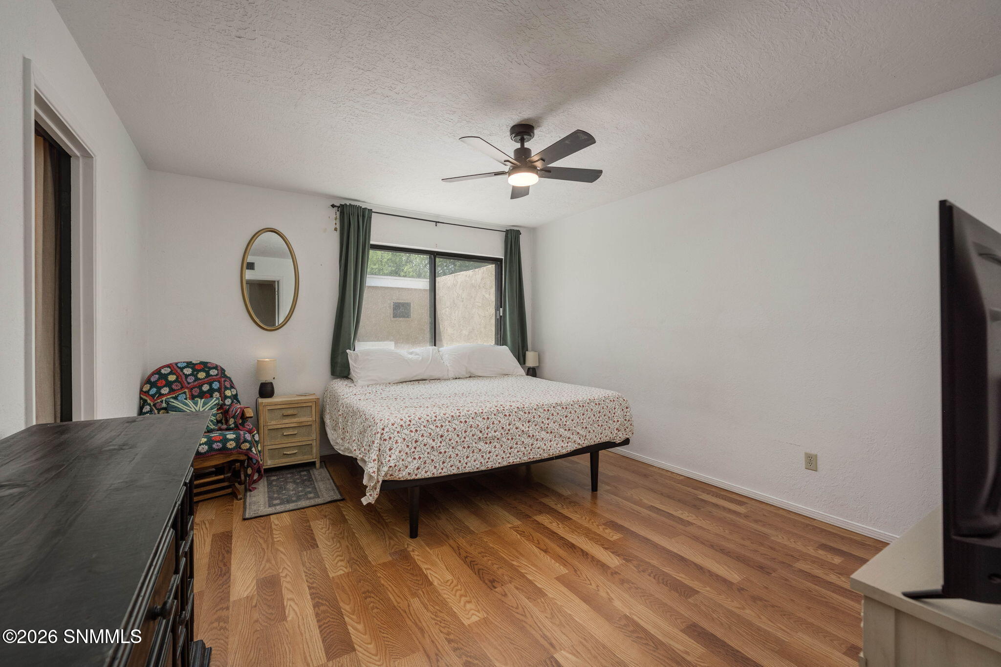 23-web-or-mls-Snappin Homes (ExecutiveHi