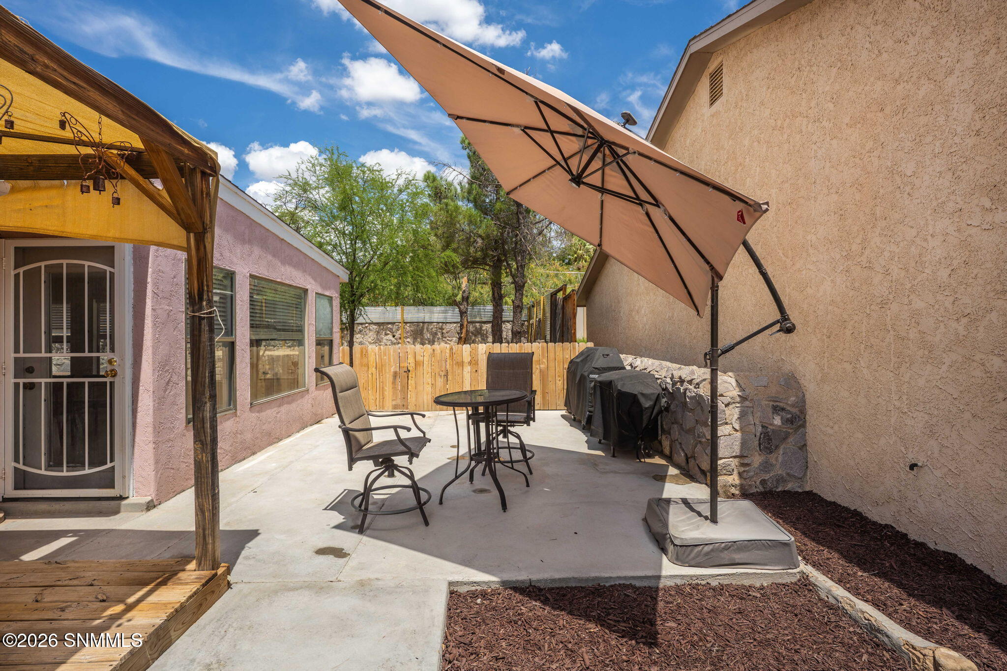 32-web-or-mls-Snappin Homes (ExecutiveHi