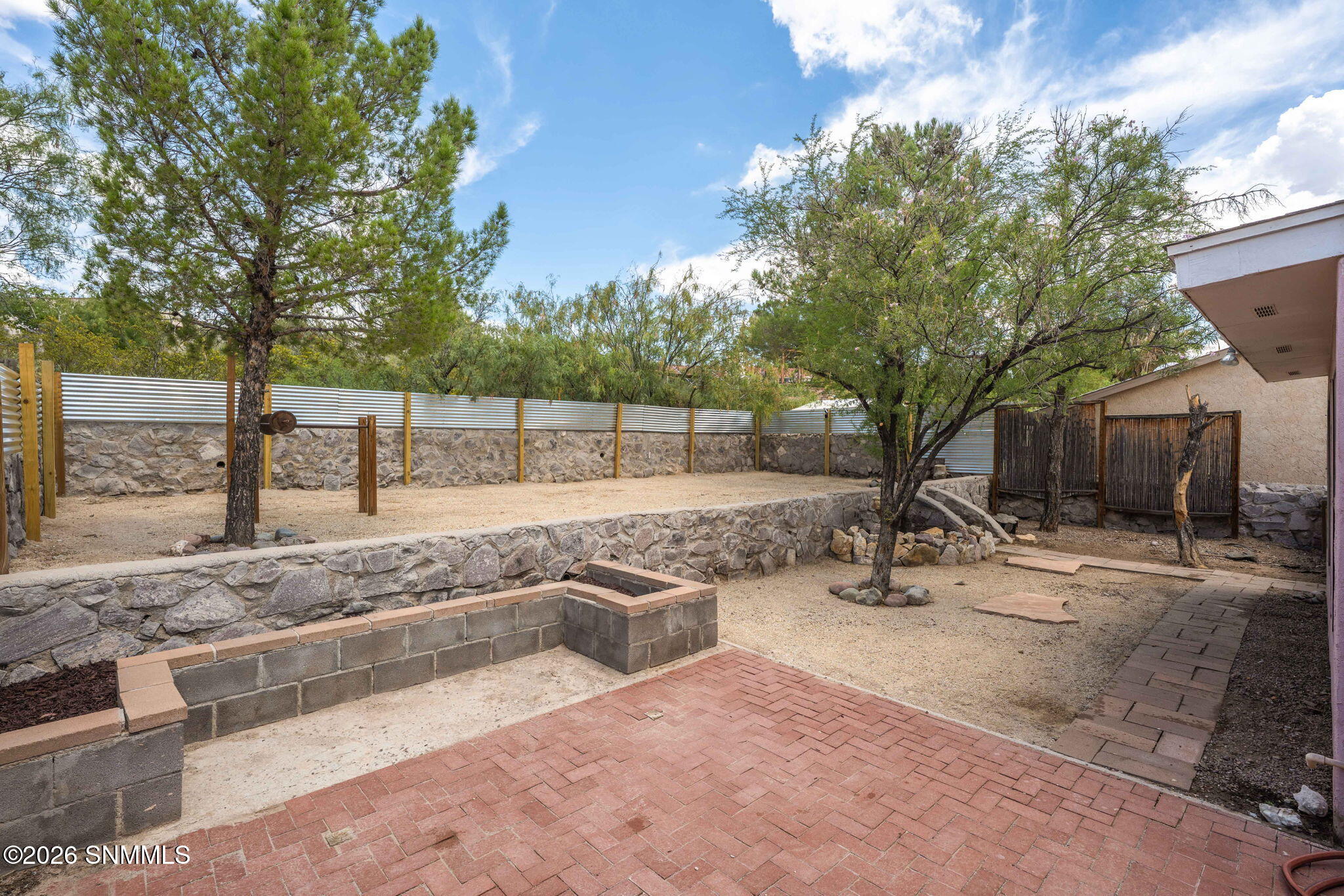 35-web-or-mls-Snappin Homes (ExecutiveHi
