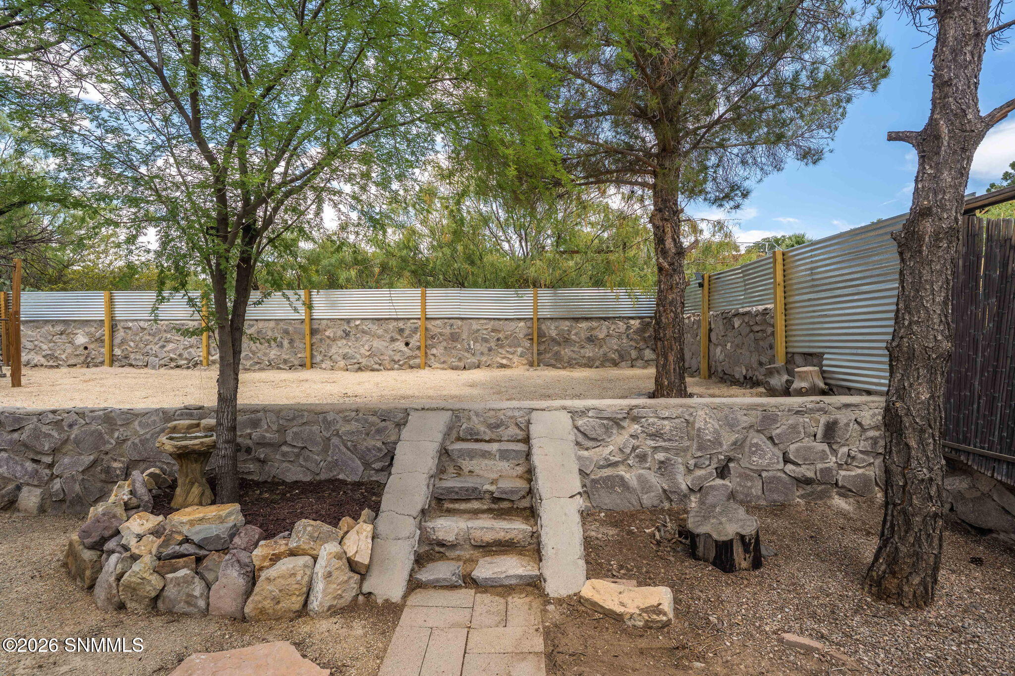 36-web-or-mls-Snappin Homes (ExecutiveHi