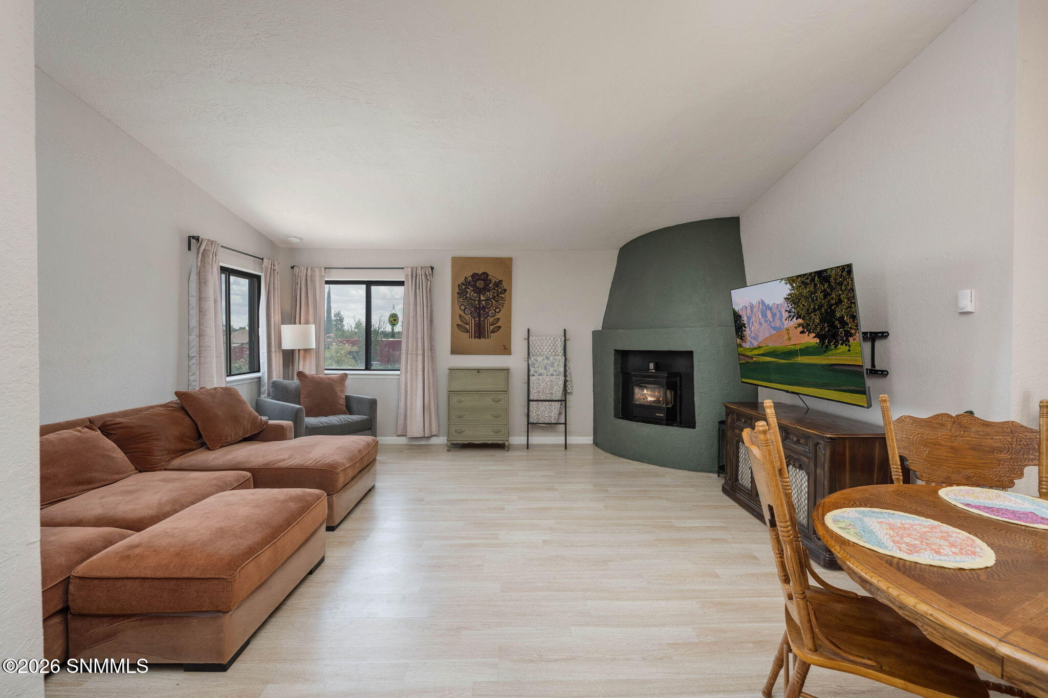 9-web-or-mls-Snappin Homes (ExecutiveHil