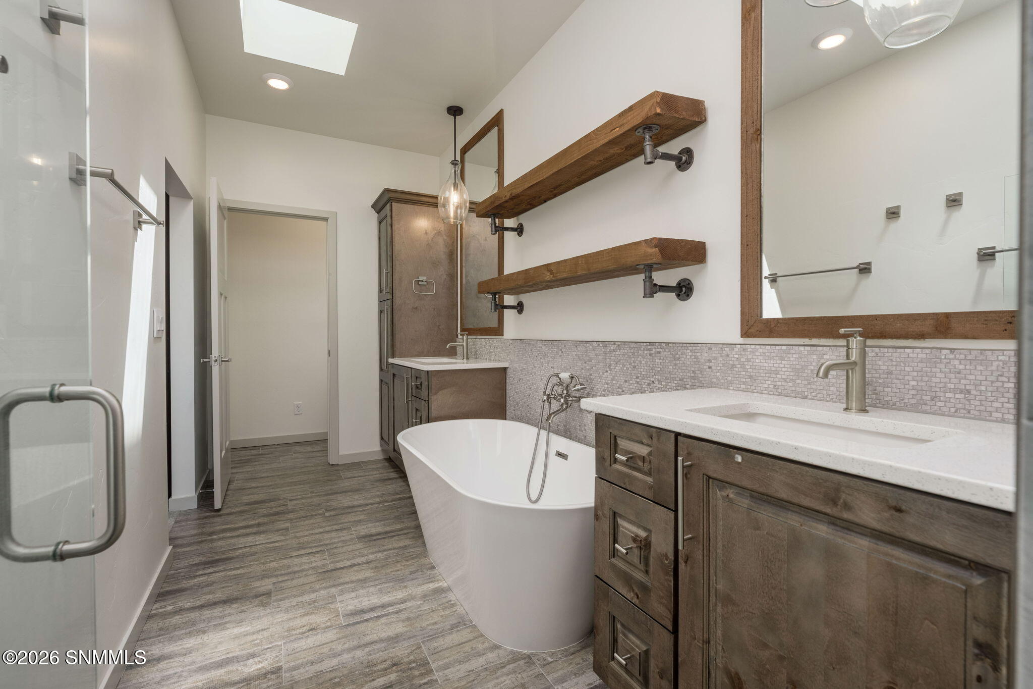 33-web-or-mls-Snappin Homes (Archangel37