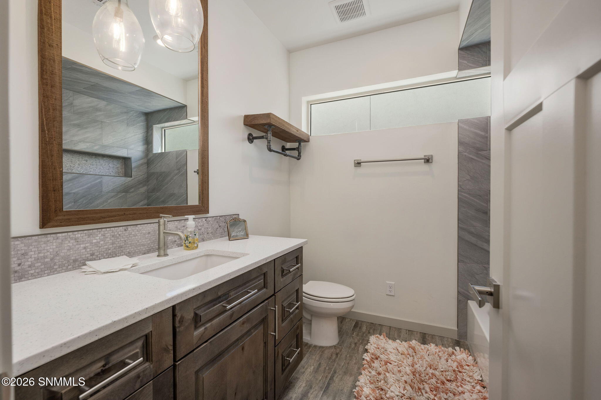 37-web-or-mls-Snappin Homes (Archangel37