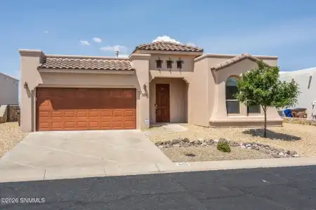 4256 Canterra Arc, Las Cruces, New Mexico 88011, 3 Bedrooms Bedrooms, ,2 BathroomsBathrooms,Residential,For Sale,Canterra,2602589