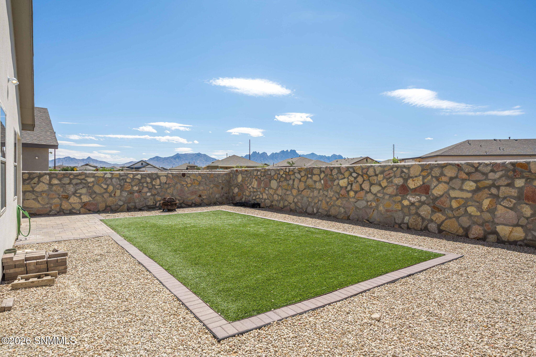 32-web-or-mls-Snappin Homes (Toluca4656)