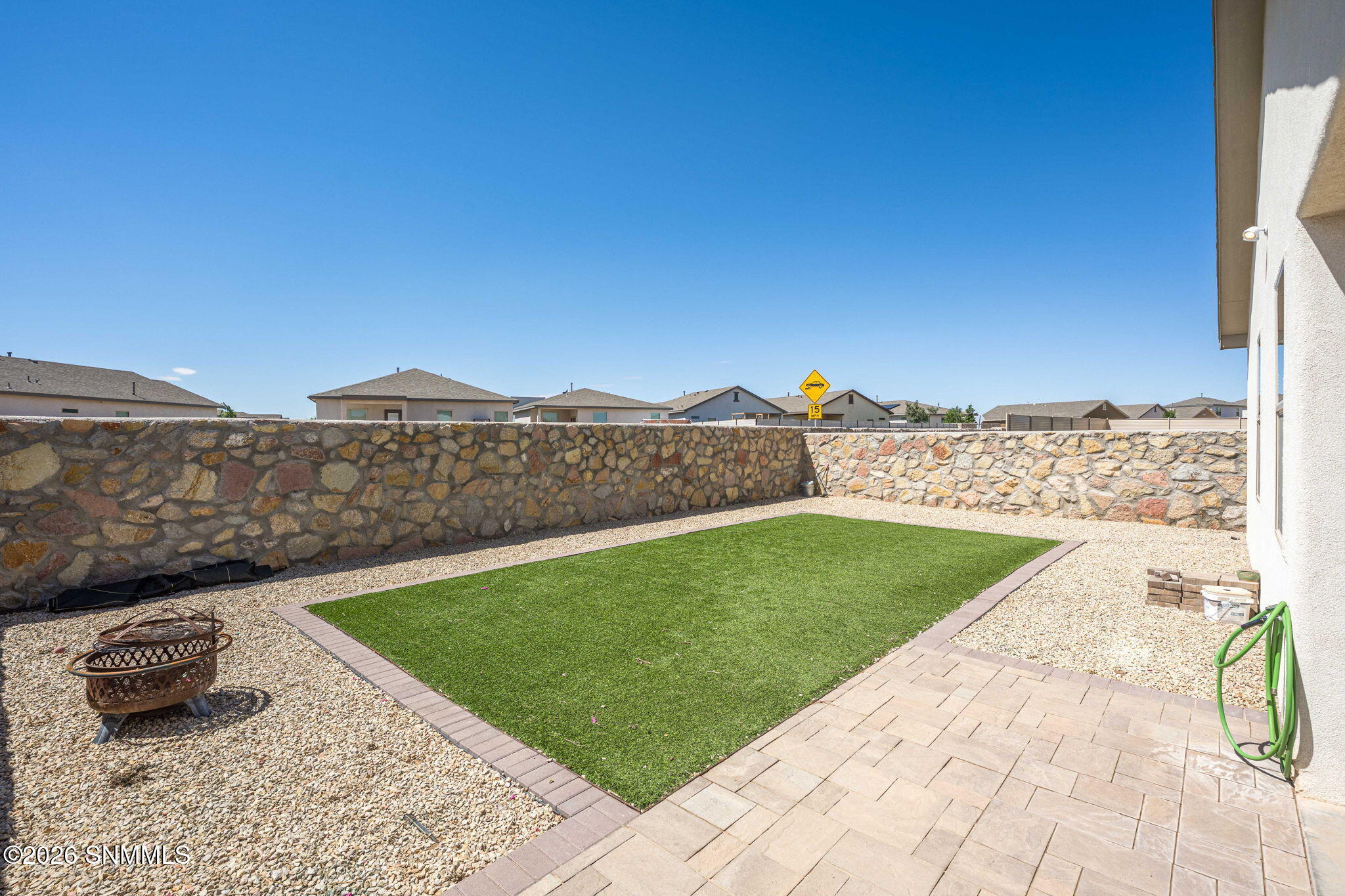 28-web-or-mls-Snappin Homes (Toluca4656)