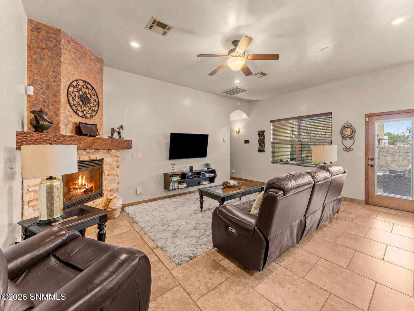 18-web-or-mls-REP-LLC_015