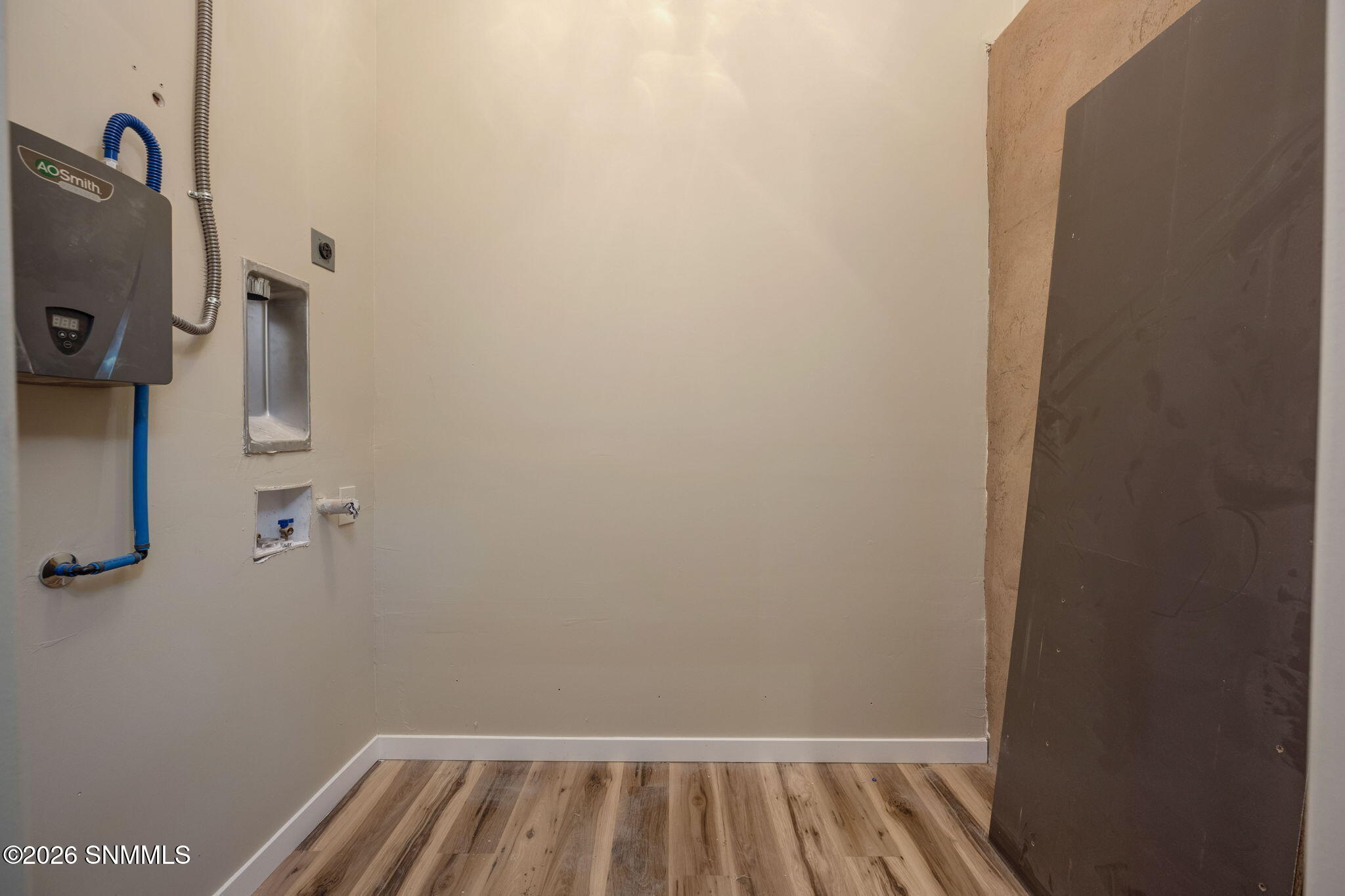 22-web-or-mls-Snappin Homes (Greening215