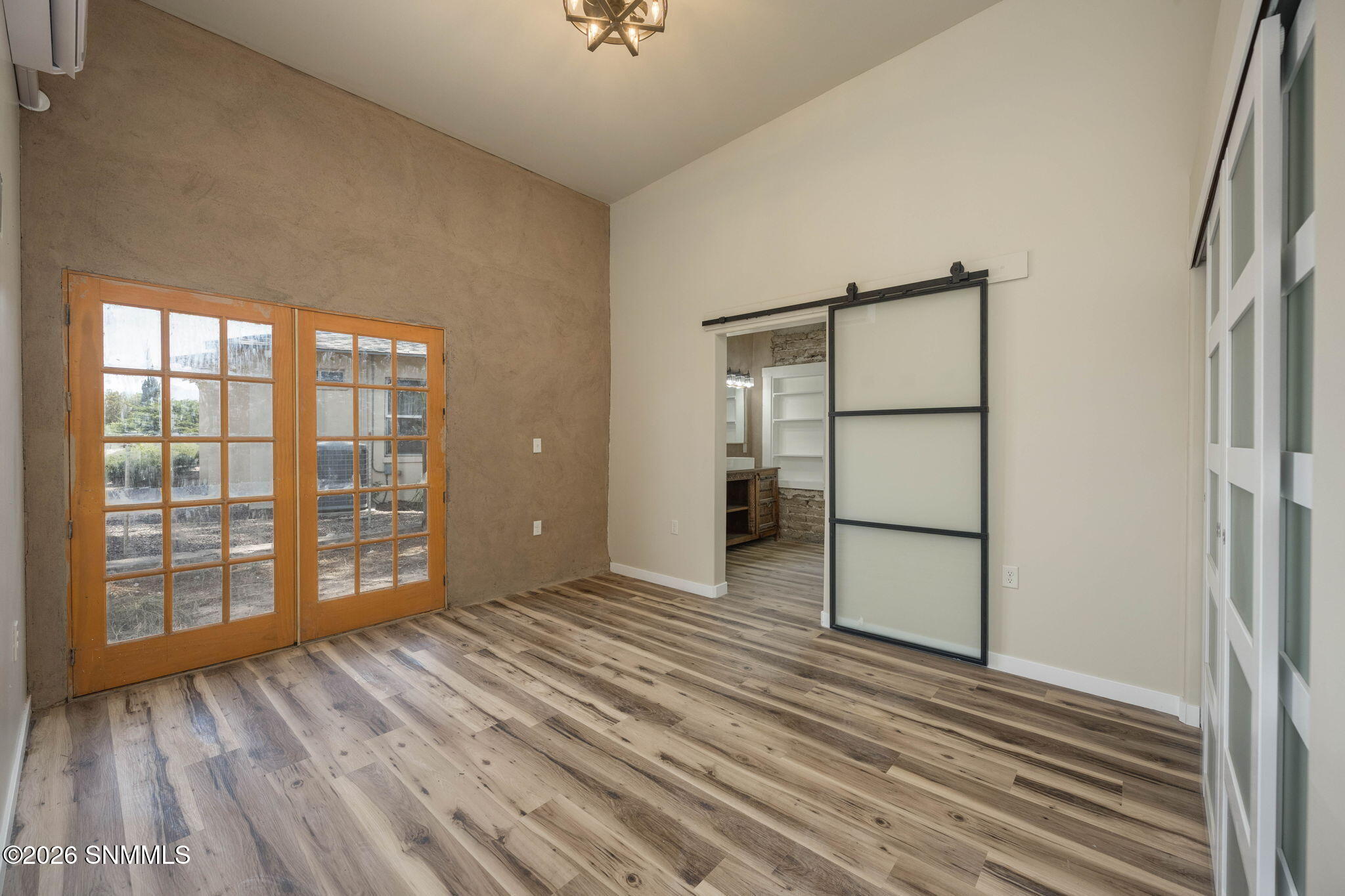 23-web-or-mls-Snappin Homes (Greening215