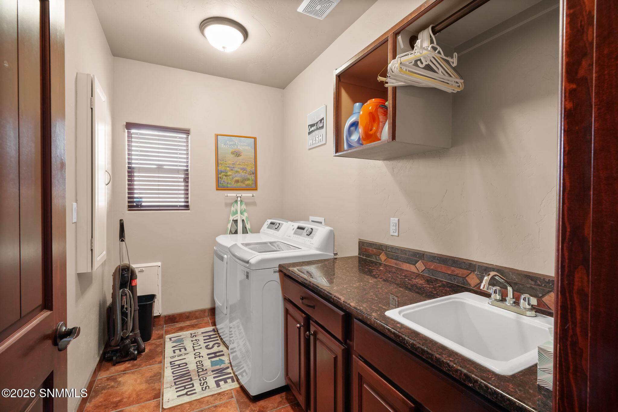 4261 Cerres Ct-33