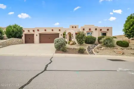4261 Ceres Court, Las Cruces, New Mexico 88011, 3 Bedrooms Bedrooms, ,2.5 BathroomsBathrooms,Residential,For Sale,Ceres,2602600