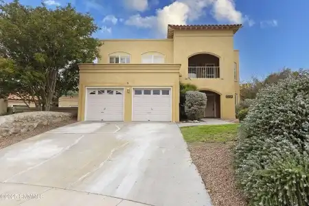 2414 El Dorado Court, Las Cruces, New Mexico 88011, 4 Bedrooms Bedrooms, ,2.5 BathroomsBathrooms,Residential,For Sale,El Dorado,2503222