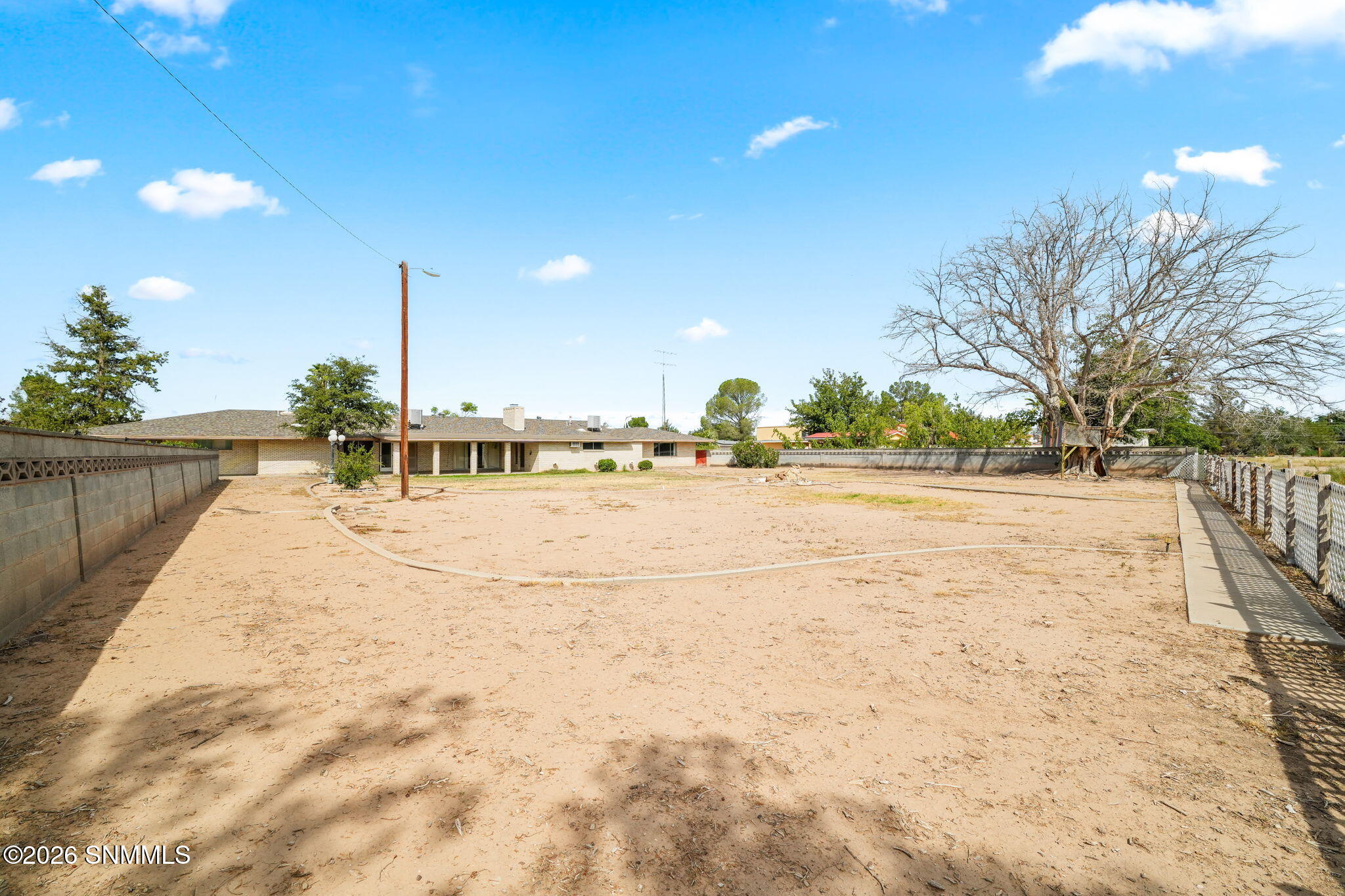 2035 Turrentine Dr-77