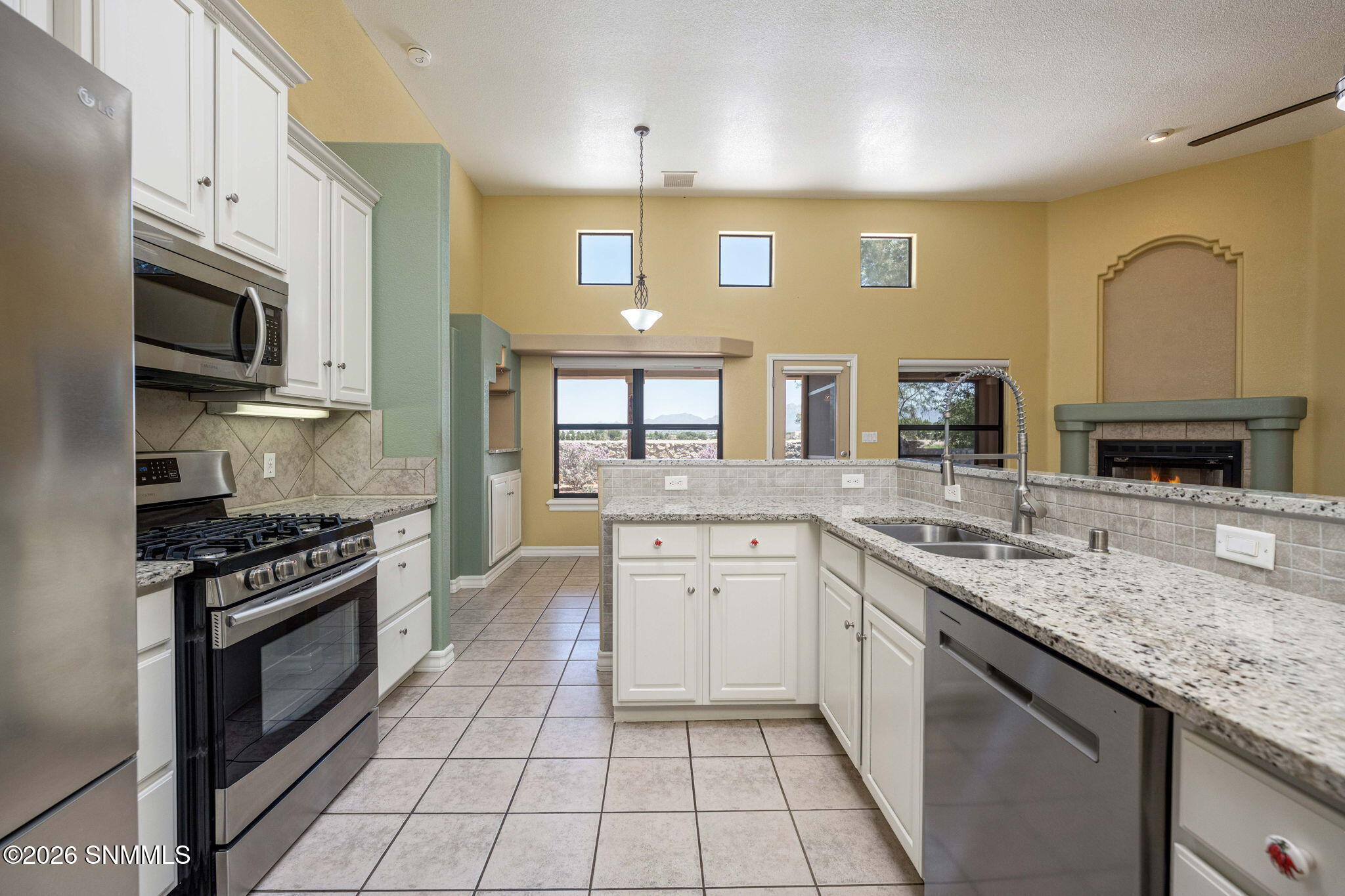 19-web-or-mls-Snappin Homes (Boldt2755)-