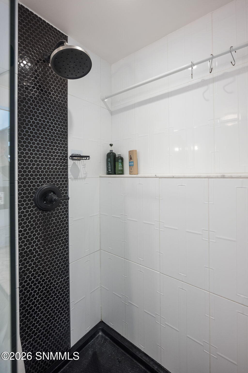 19-web-or-mls-Snappin Homes (East3305)-1