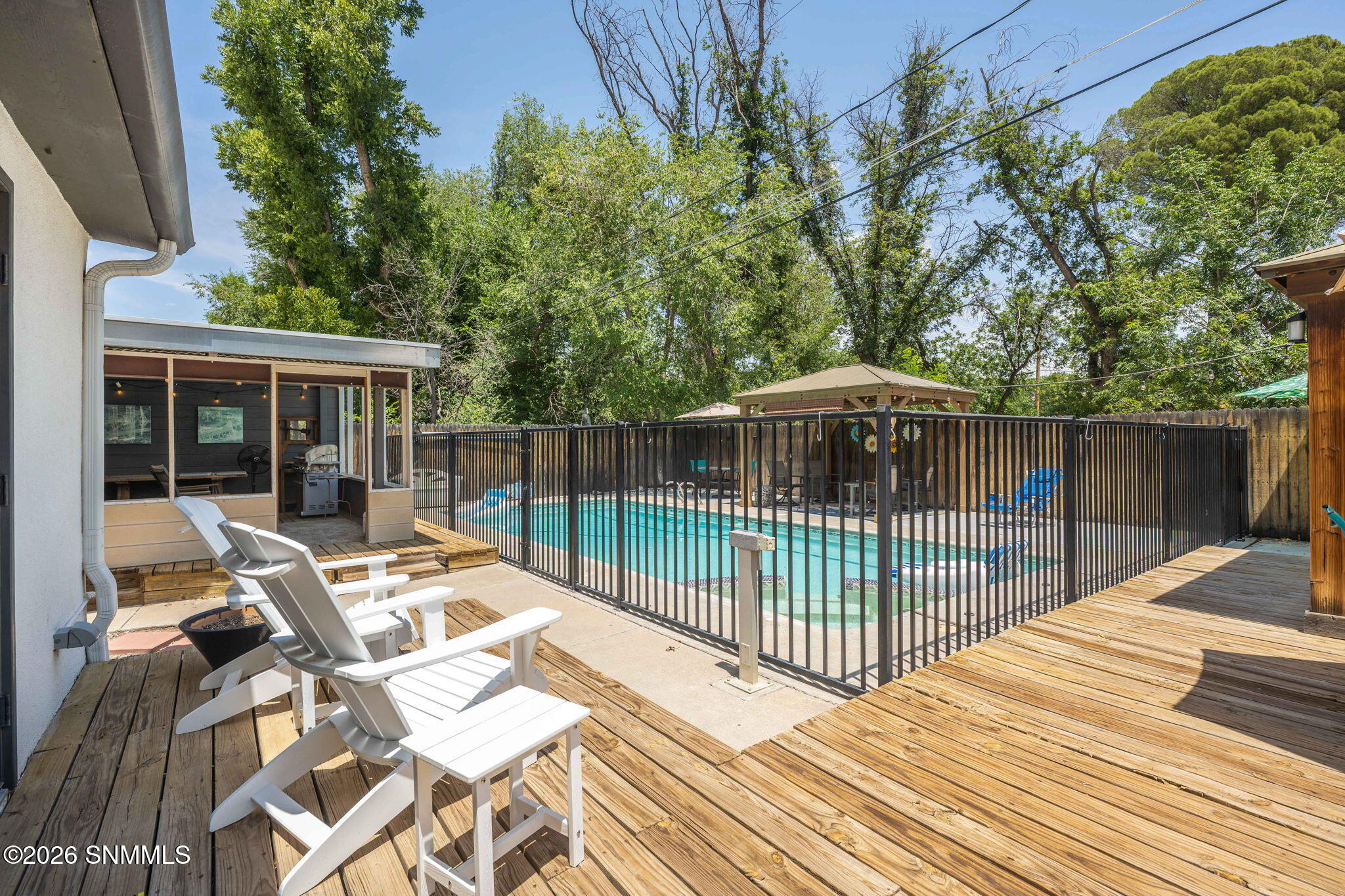 28-web-or-mls-Snappin Homes (East3305)-2