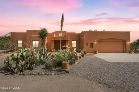 5090 Chiricahua Trail, Las Cruces, New Mexico 88012, 4 Bedrooms Bedrooms, ,3 BathroomsBathrooms,Residential,For Sale,Chiricahua,2602622