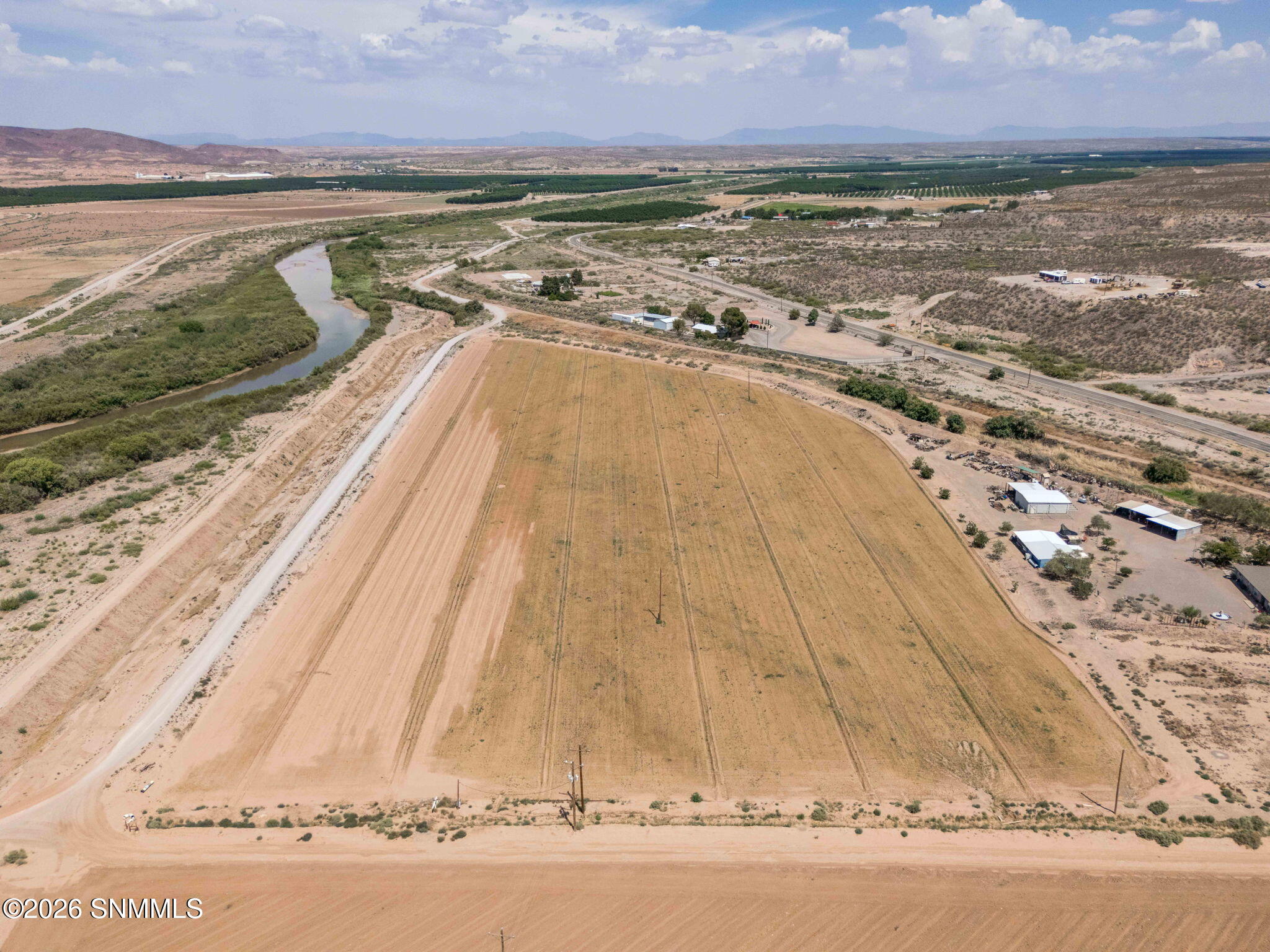 4-web-or-mls-Snappin Homes (R1203782)-4