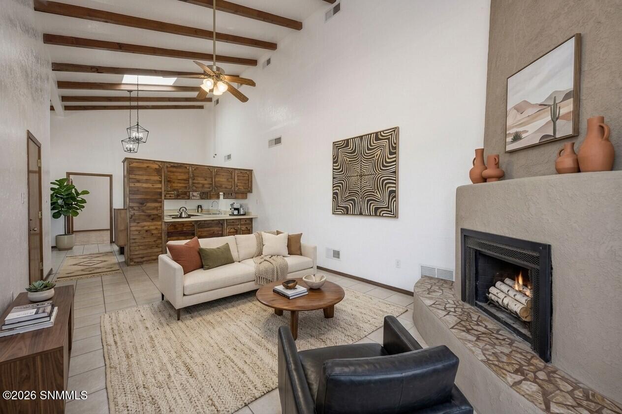 Family Room Staged Pic 1