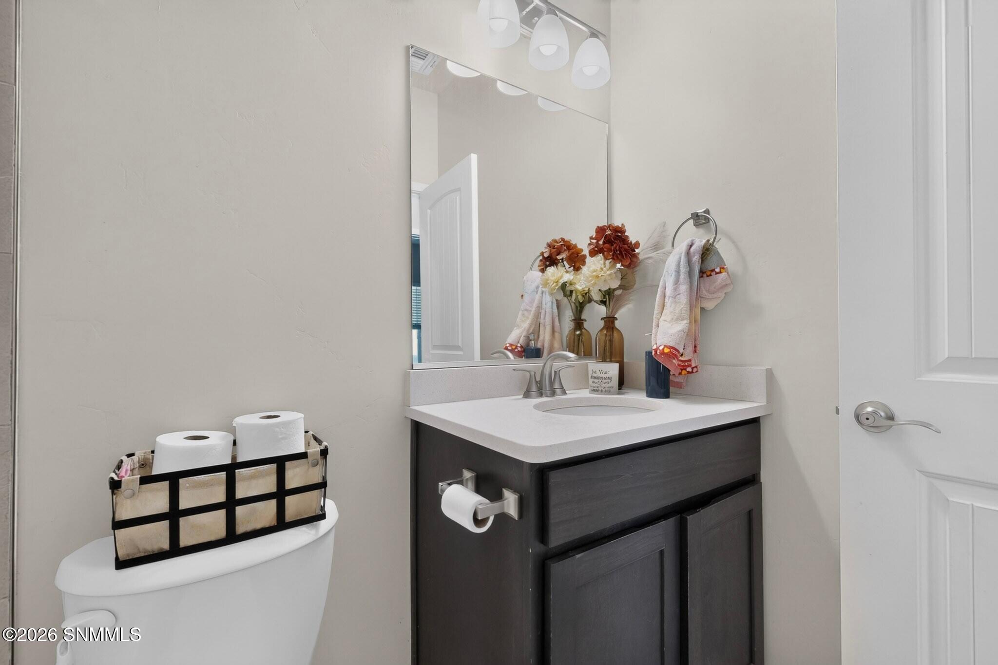 18. Guest Bathroom TUB