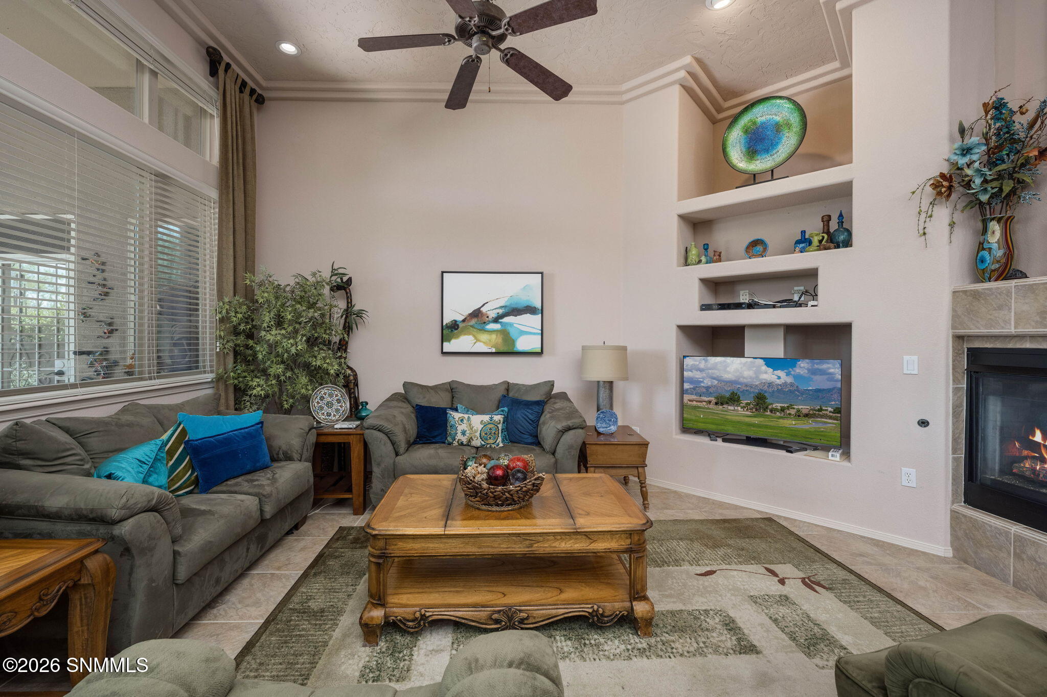11-web-or-mls-Snappin Homes (Boulders172