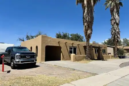 1605 Juniper Avenue, Las Cruces, New Mexico 88001, 3 Bedrooms Bedrooms, ,1.75 BathroomsBathrooms,Residential,For Sale,Juniper,2602644