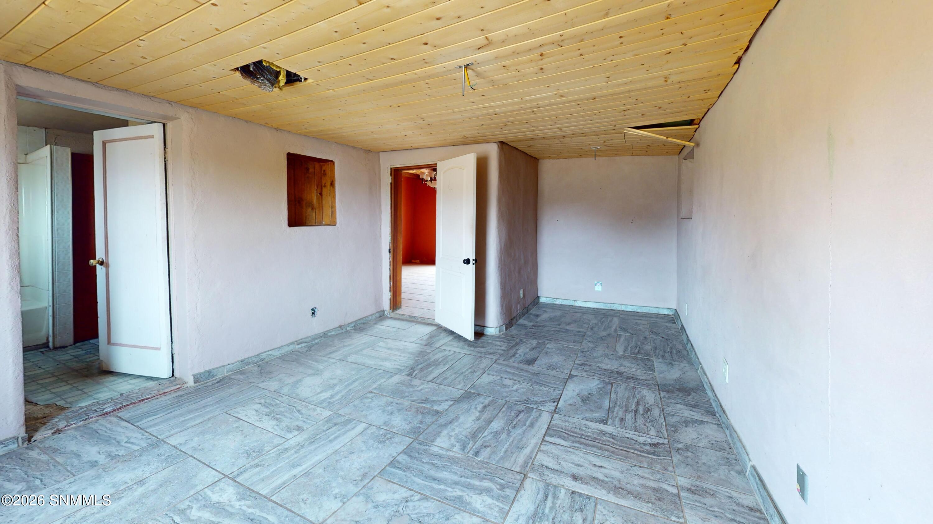 3206-Maese-Ln-Bedroom 5