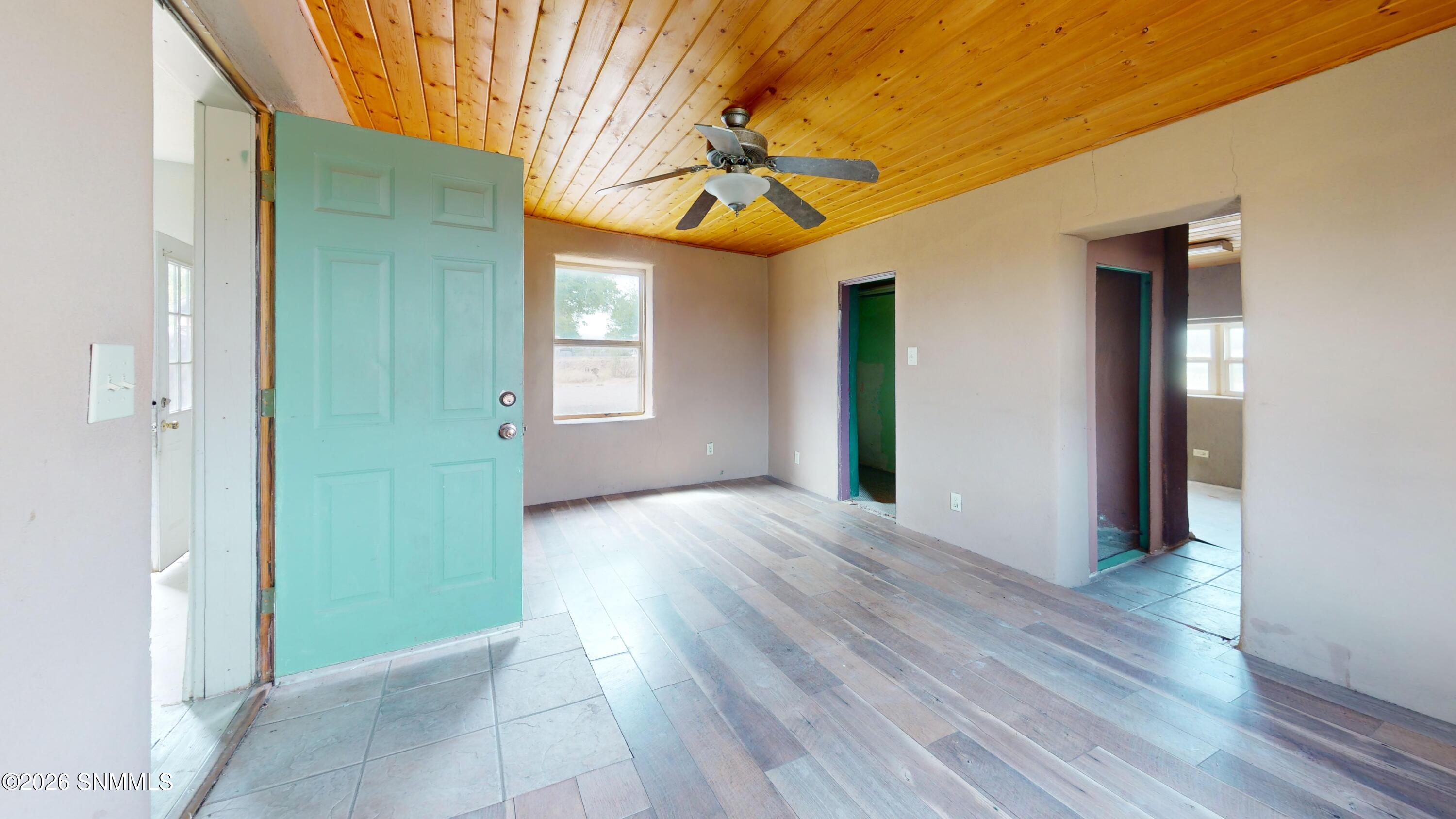 3206-Maese-Ln-Bedroom 1