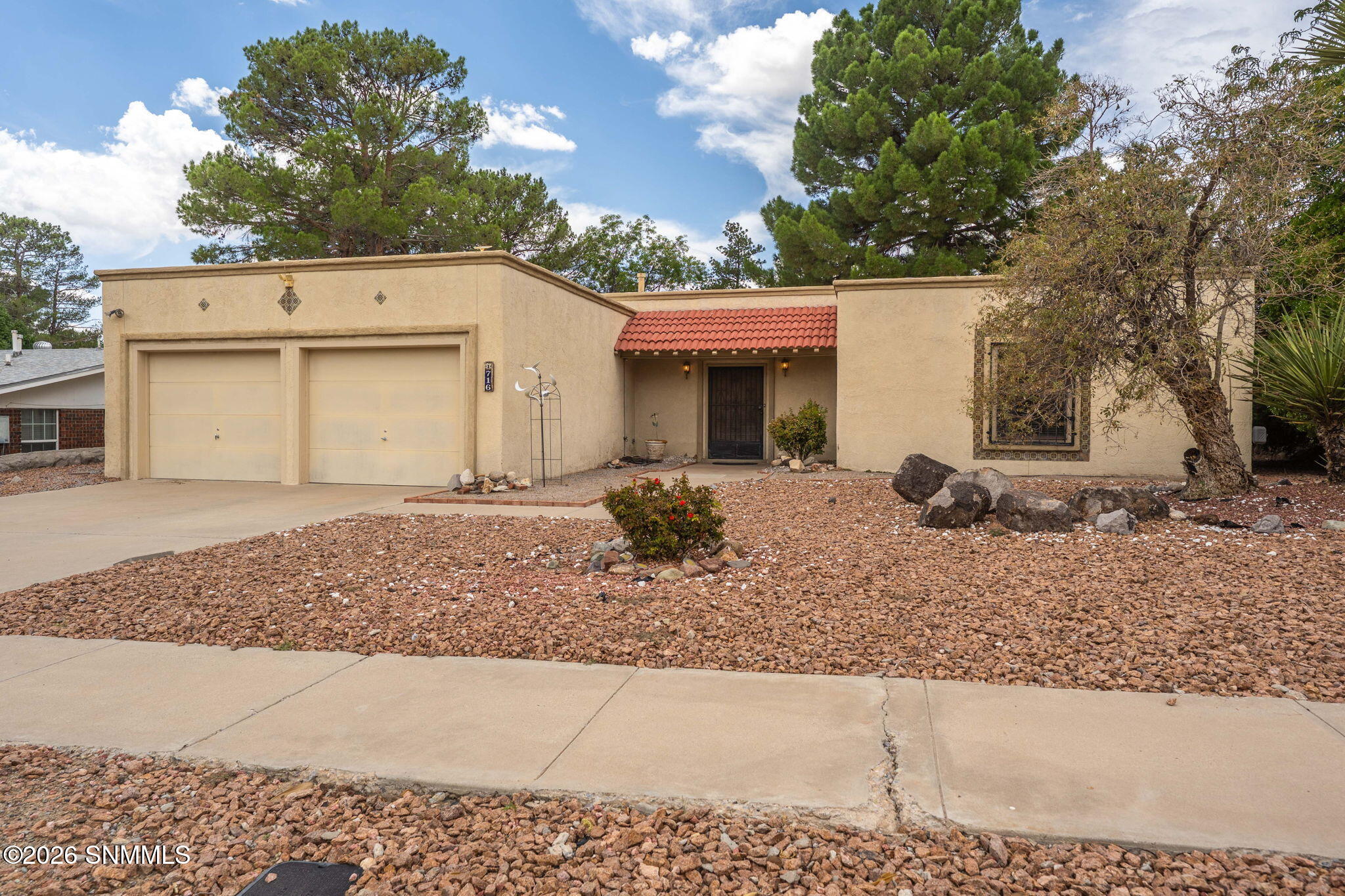 2-web-or-mls-Snappin Homes (Pomona1716)-
