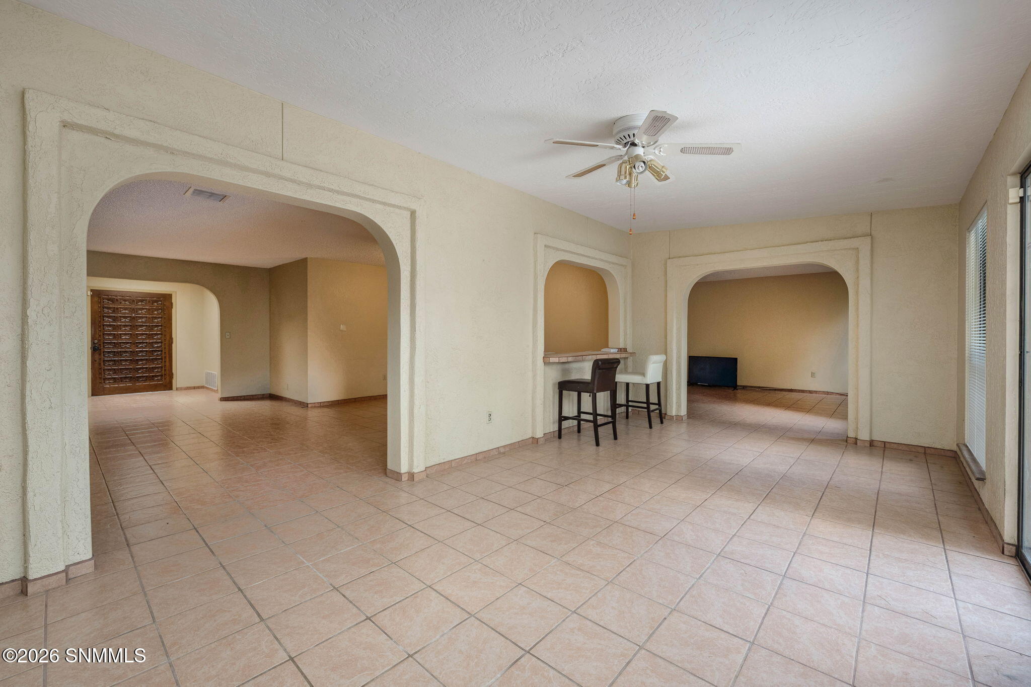 35-web-or-mls-Snappin Homes (Pomona1716)