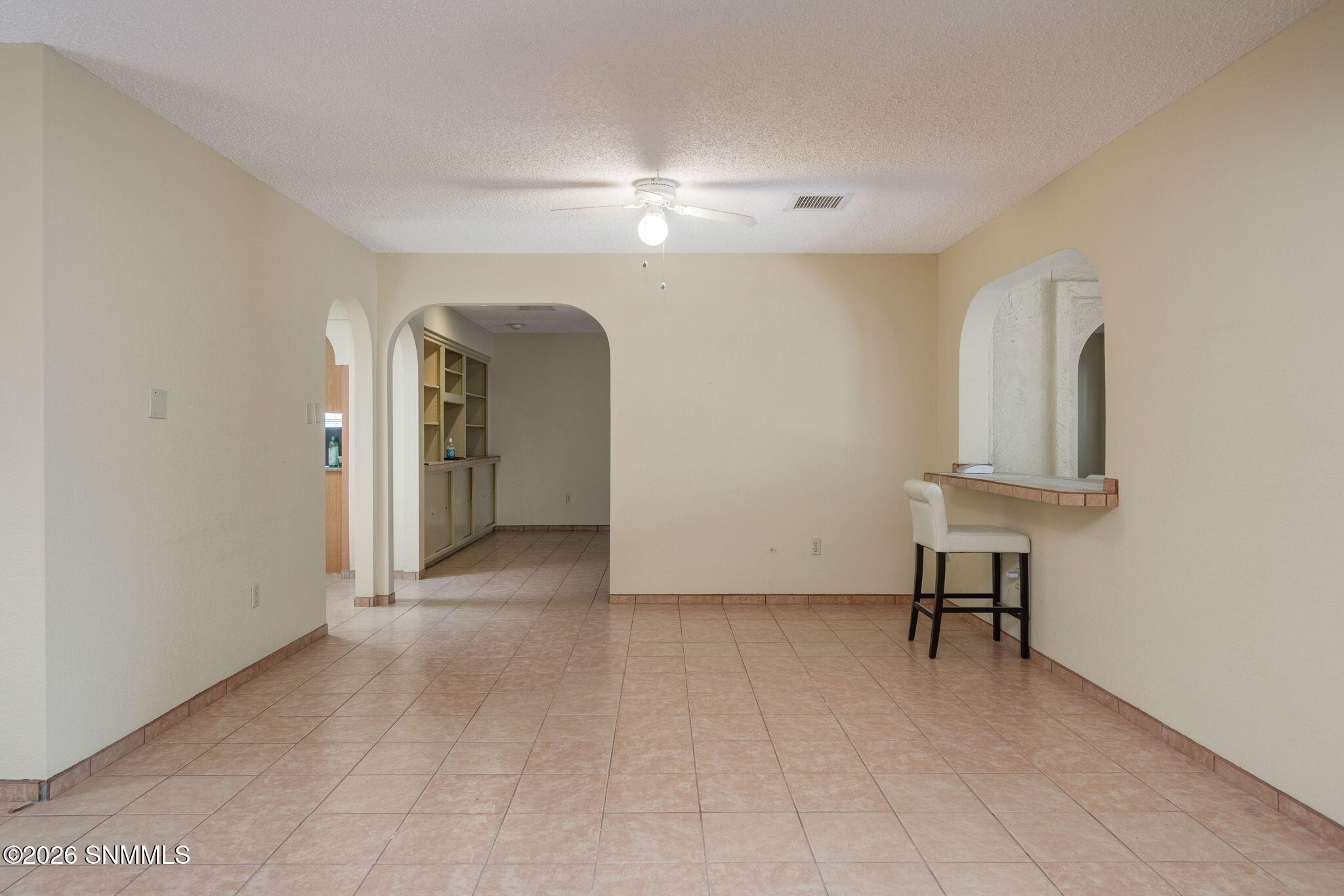 8-web-or-mls-Snappin Homes (Pomona1716)-