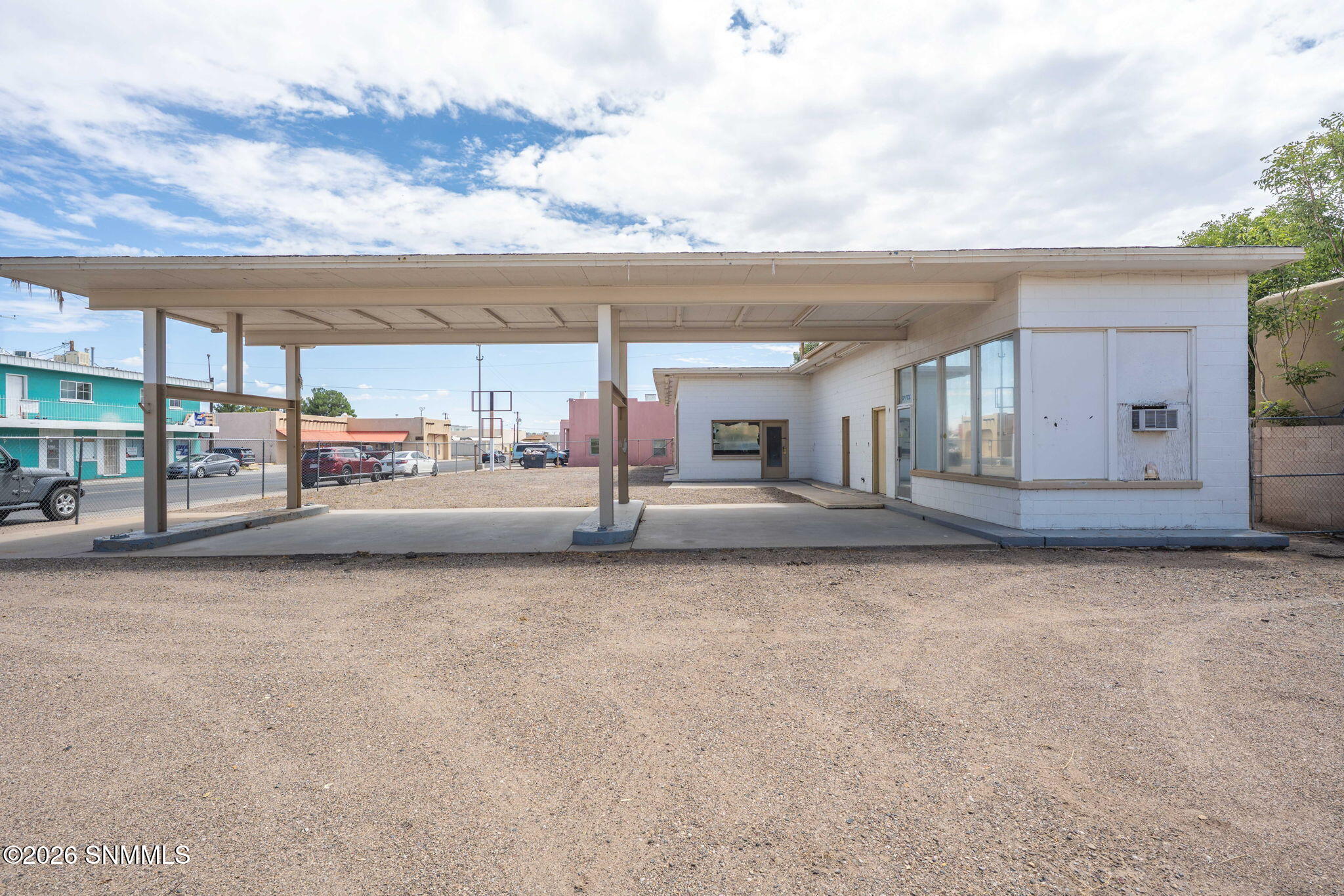 2-web-or-mls-Snappin Homes (Spruce200)-2