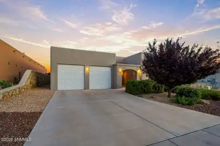 4188 La Purisima Drive, Las Cruces, New Mexico 88011, 3 Bedrooms Bedrooms, ,2 BathroomsBathrooms,Residential,For Sale,La Purisima,2602655