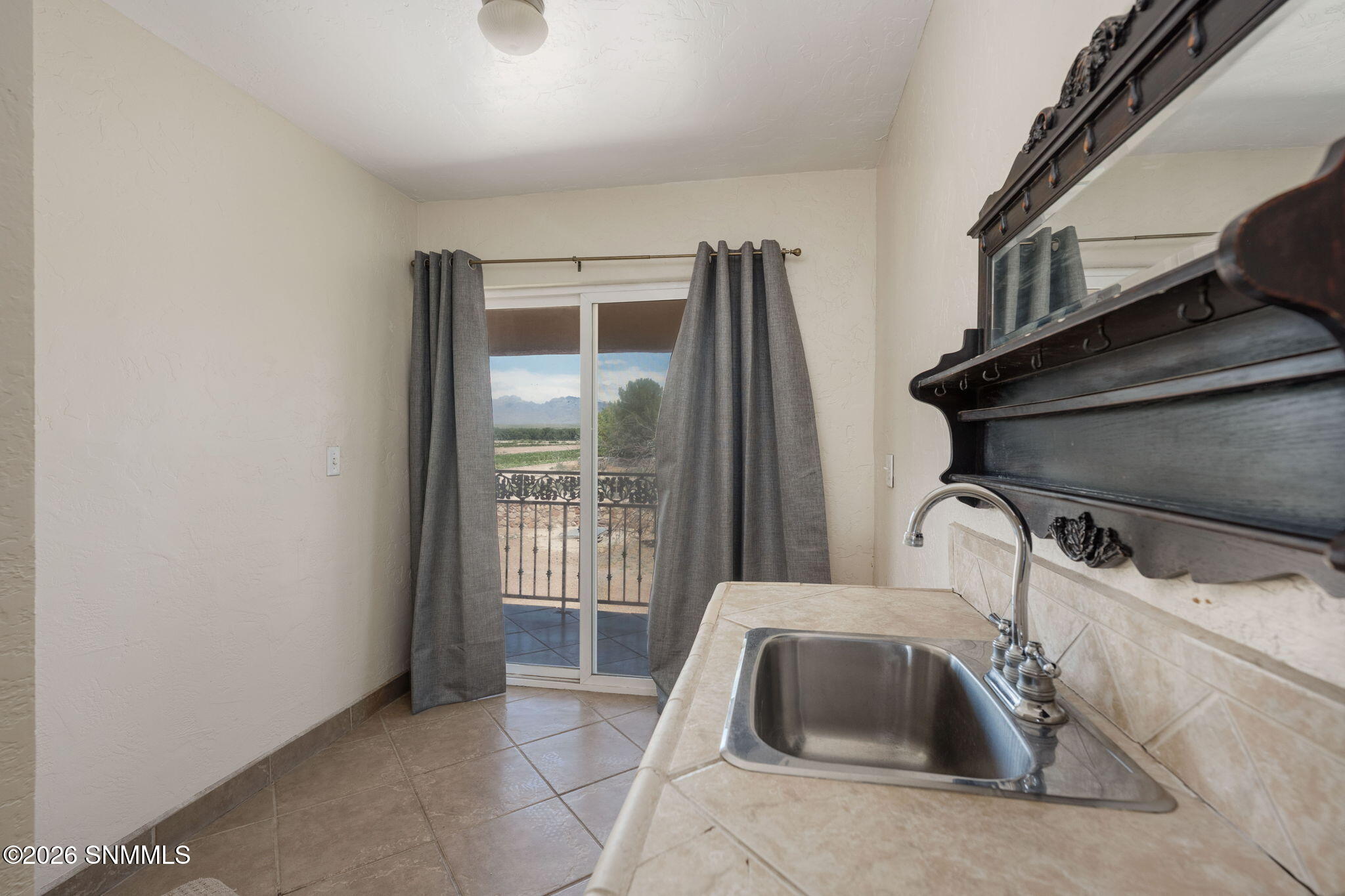 48-web-or-mls-Snappin Homes (Hwy47813700