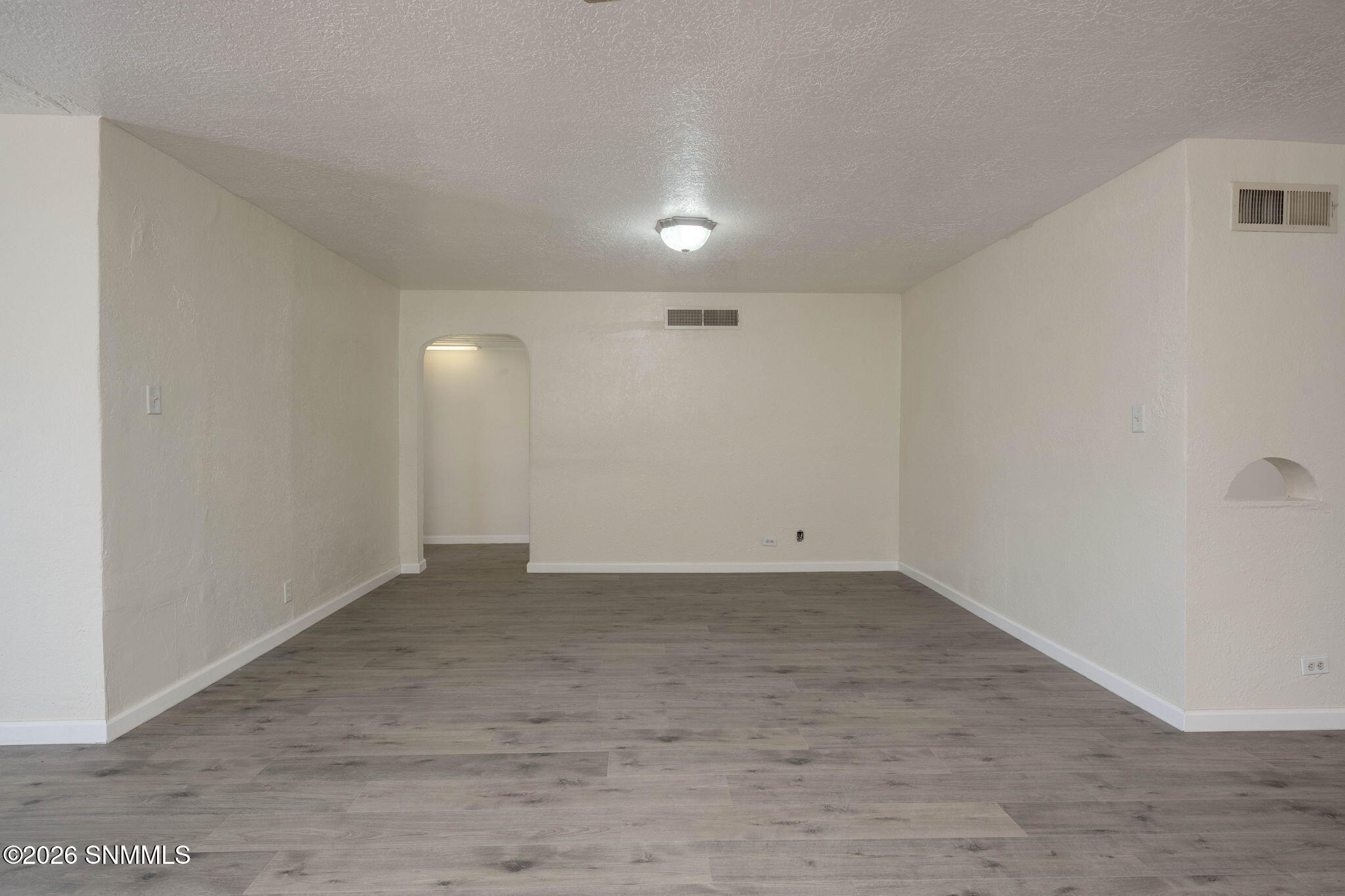 8-web-or-mls-Snappin Homes (Hwy47813700)