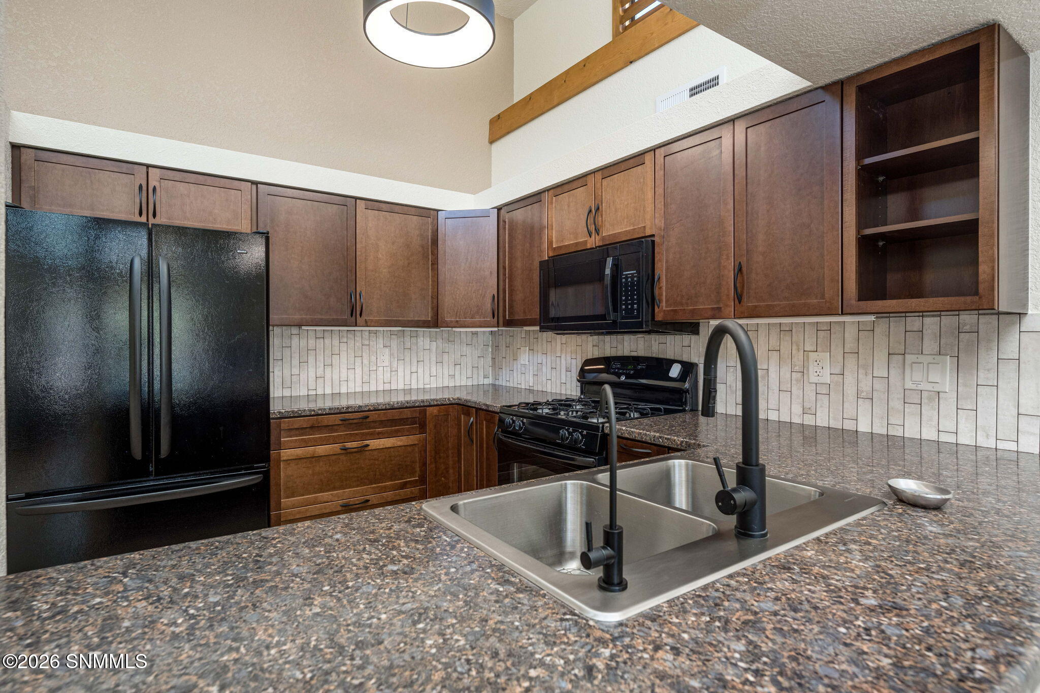 New-custom-backsplash