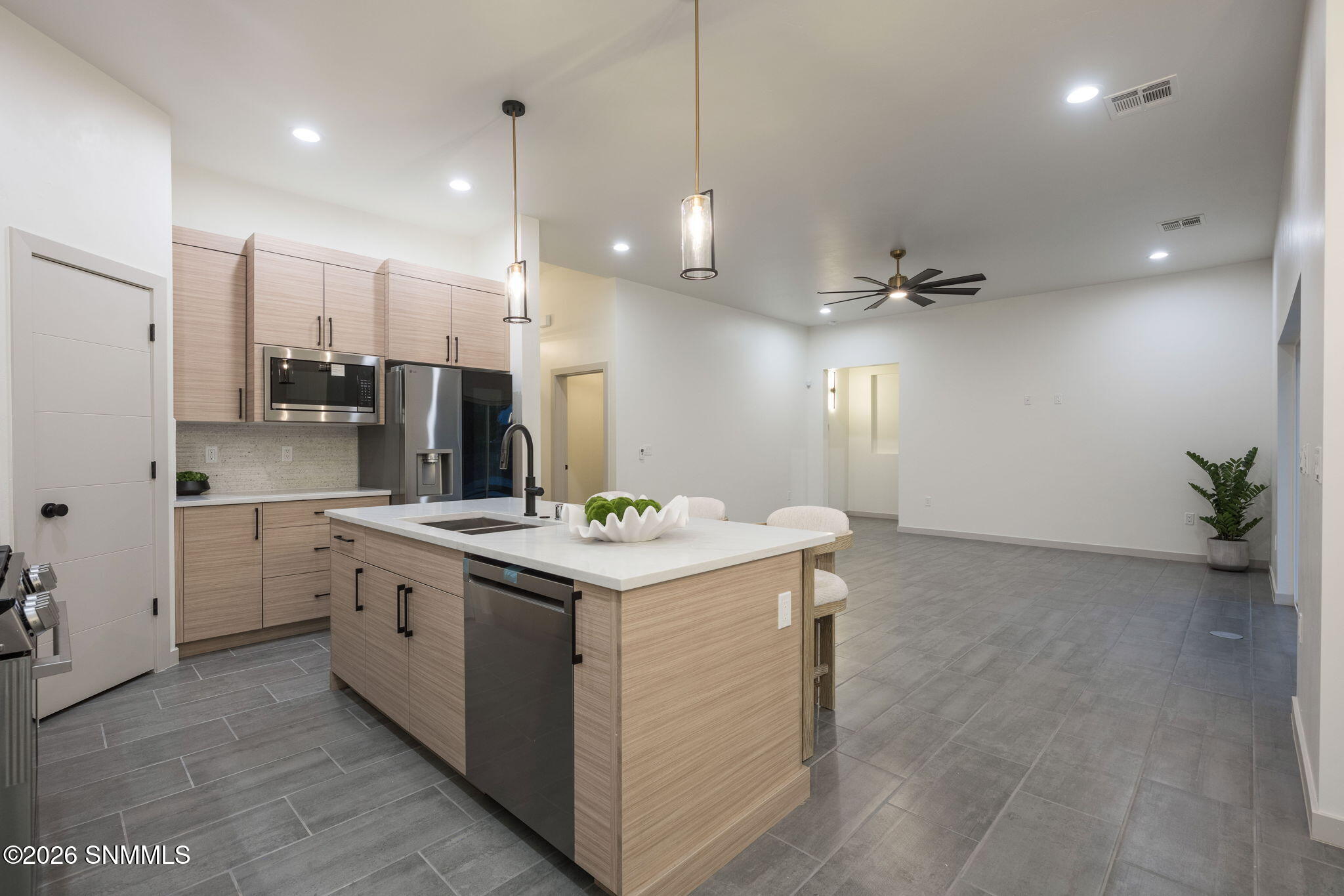 16-web-or-mls-Snappin Homes (PraireFalco