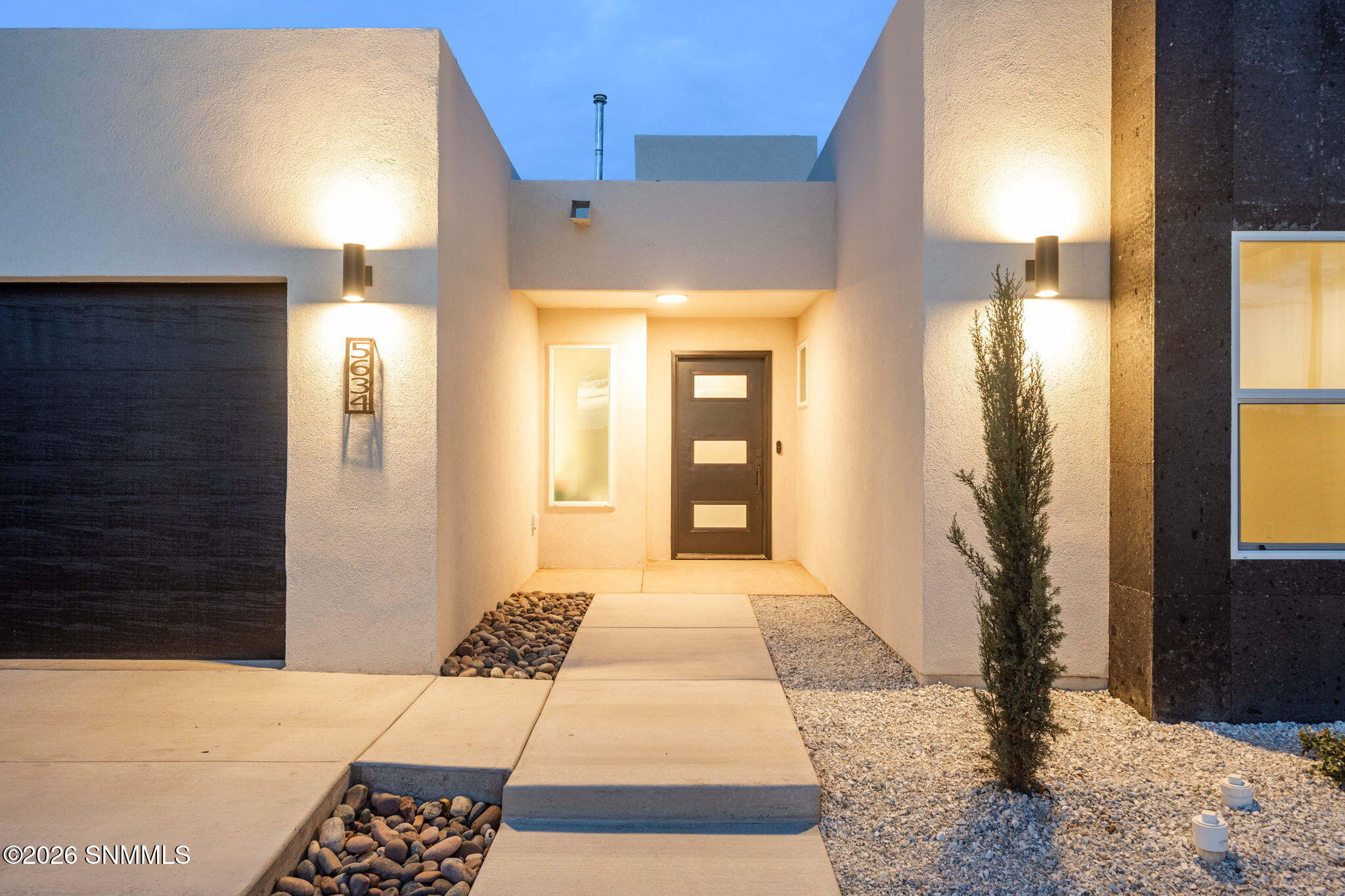2-web-or-mls-Snappin Homes (PraireFalcon