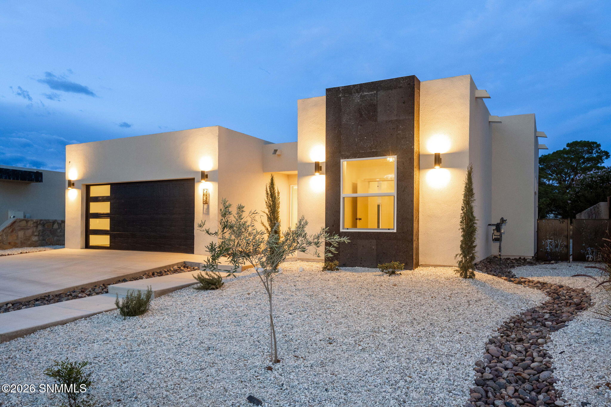 3-web-or-mls-Snappin Homes (PraireFalcon
