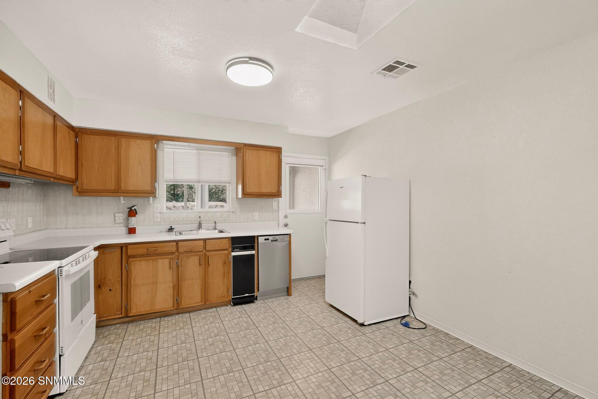 3dcasas-475-colorado-ave-011
