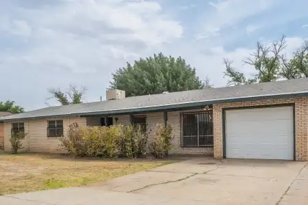 1930 Rosedale Drive, Las Cruces, New Mexico 88005, 3 Bedrooms Bedrooms, ,2 BathroomsBathrooms,Residential,For Sale,Rosedale,2602667