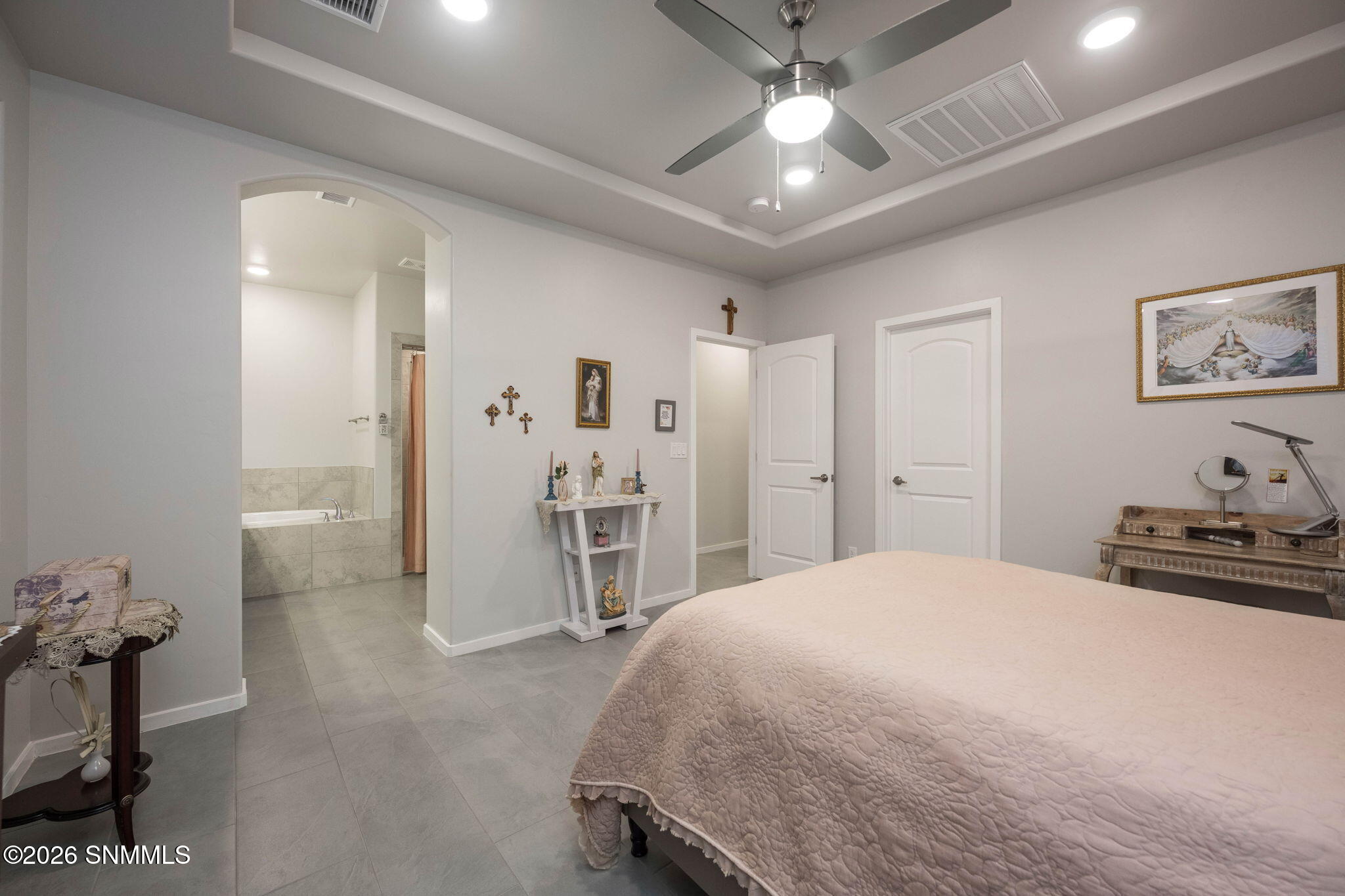 18-web-or-mls-Snappin Homes (Silverwood3