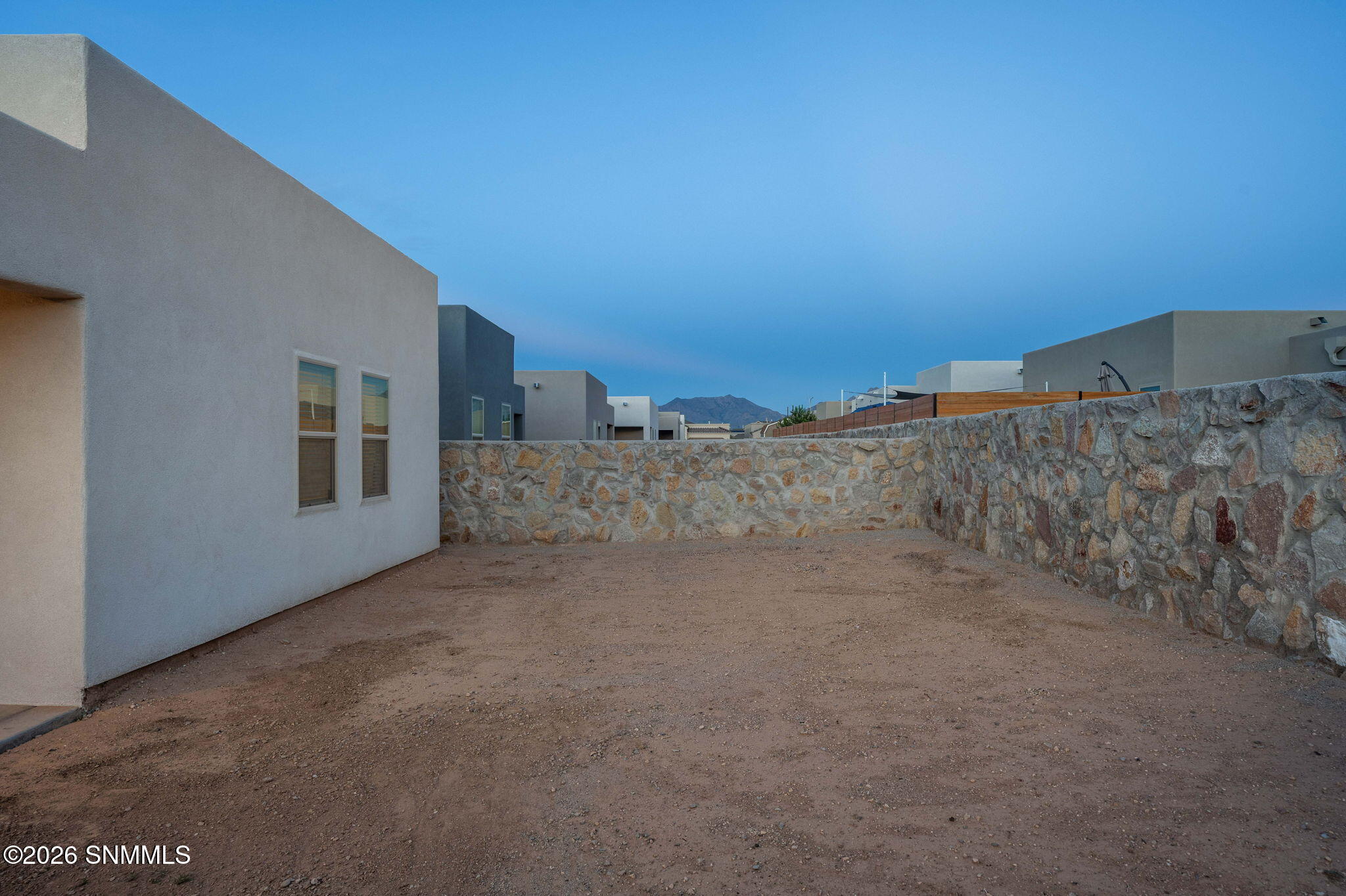 32-web-or-mls-Snappin Homes (Silverwood3