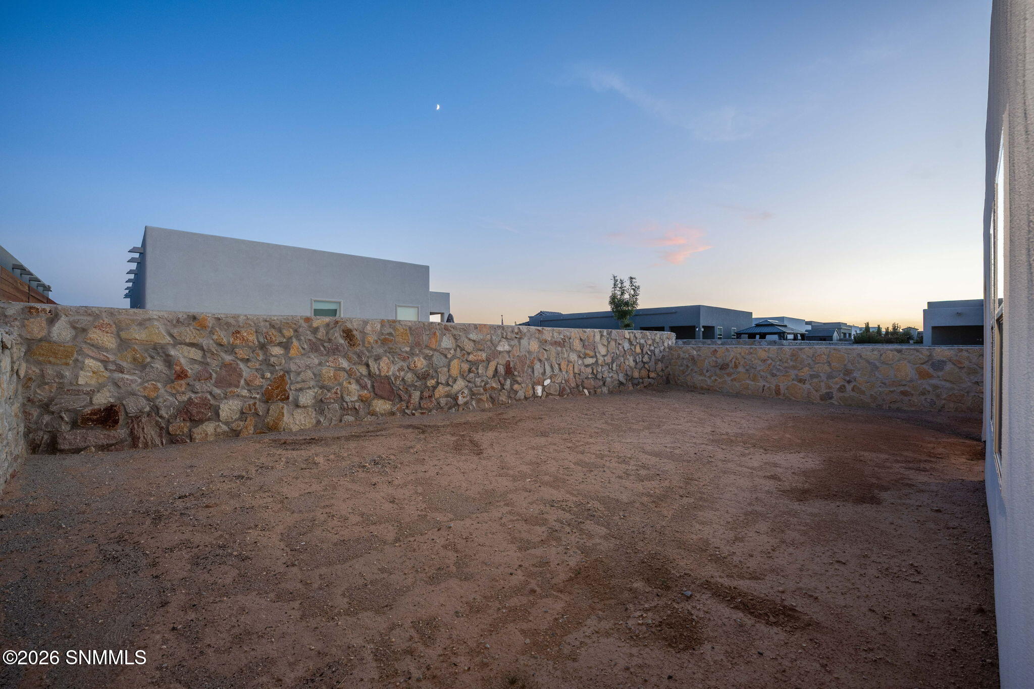 35-web-or-mls-Snappin Homes (Silverwood3