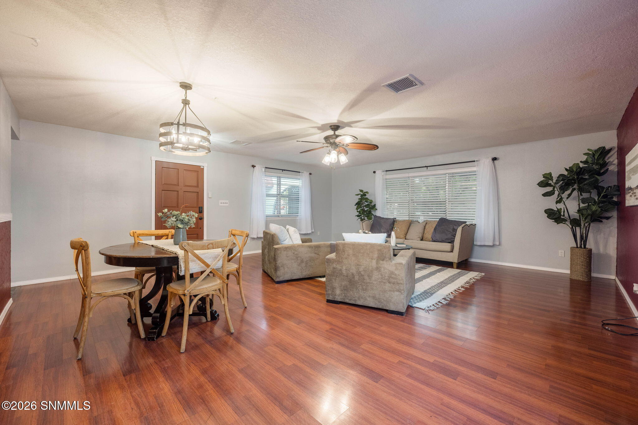 11-web-or-mls-Snappin Homes (Royal1714)-