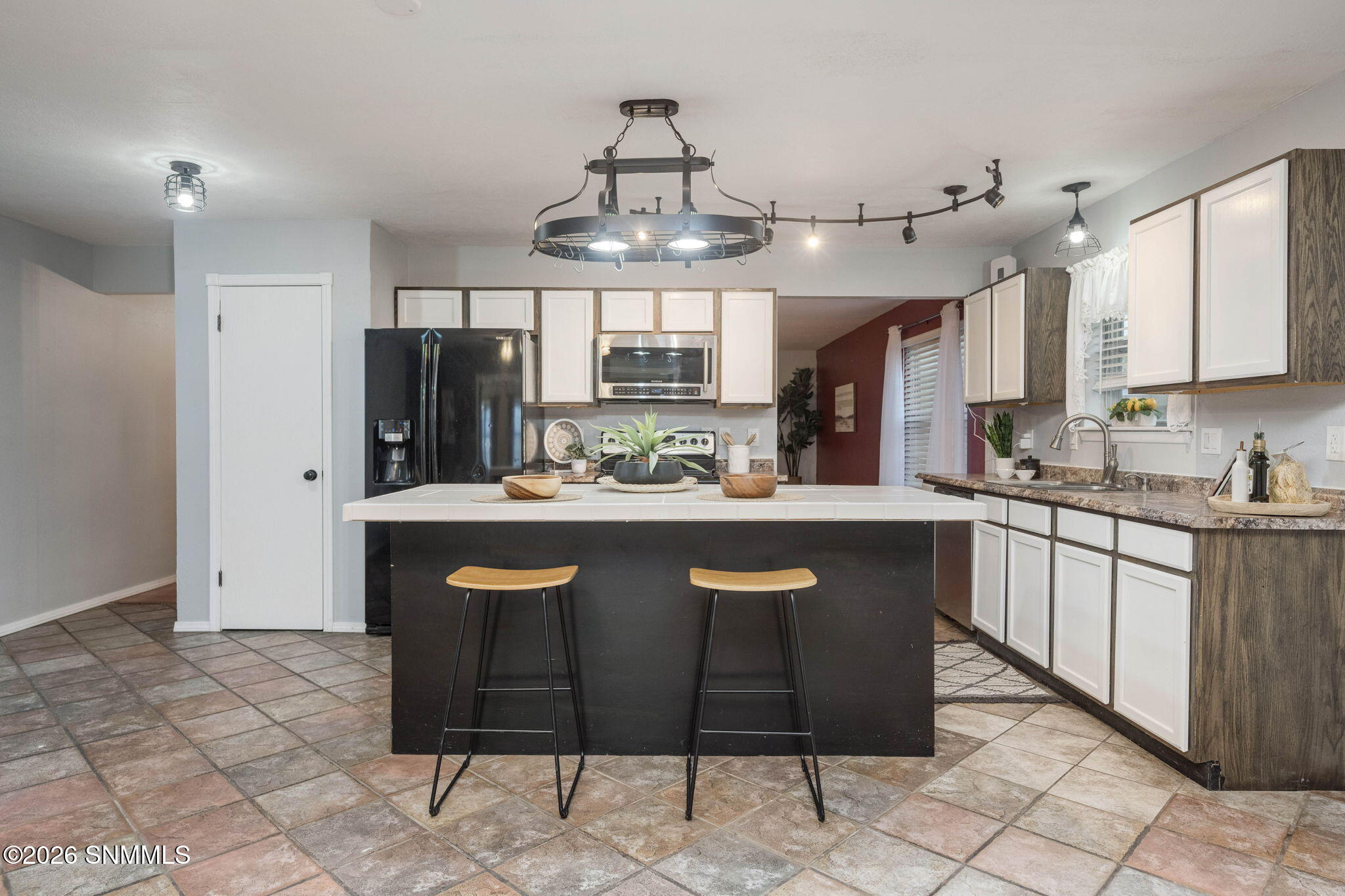 13-web-or-mls-Snappin Homes (Royal1714)-